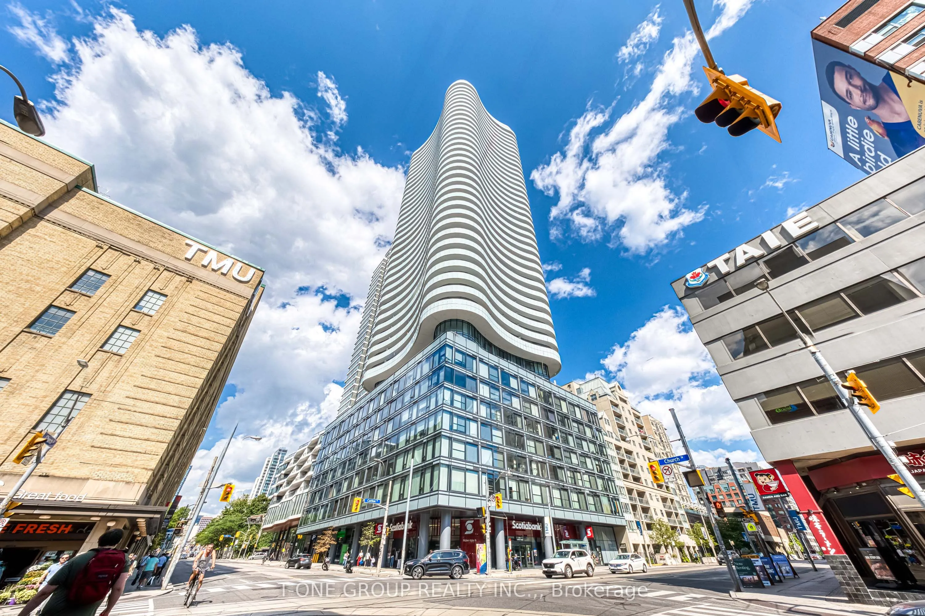 403 Church Street, #2102