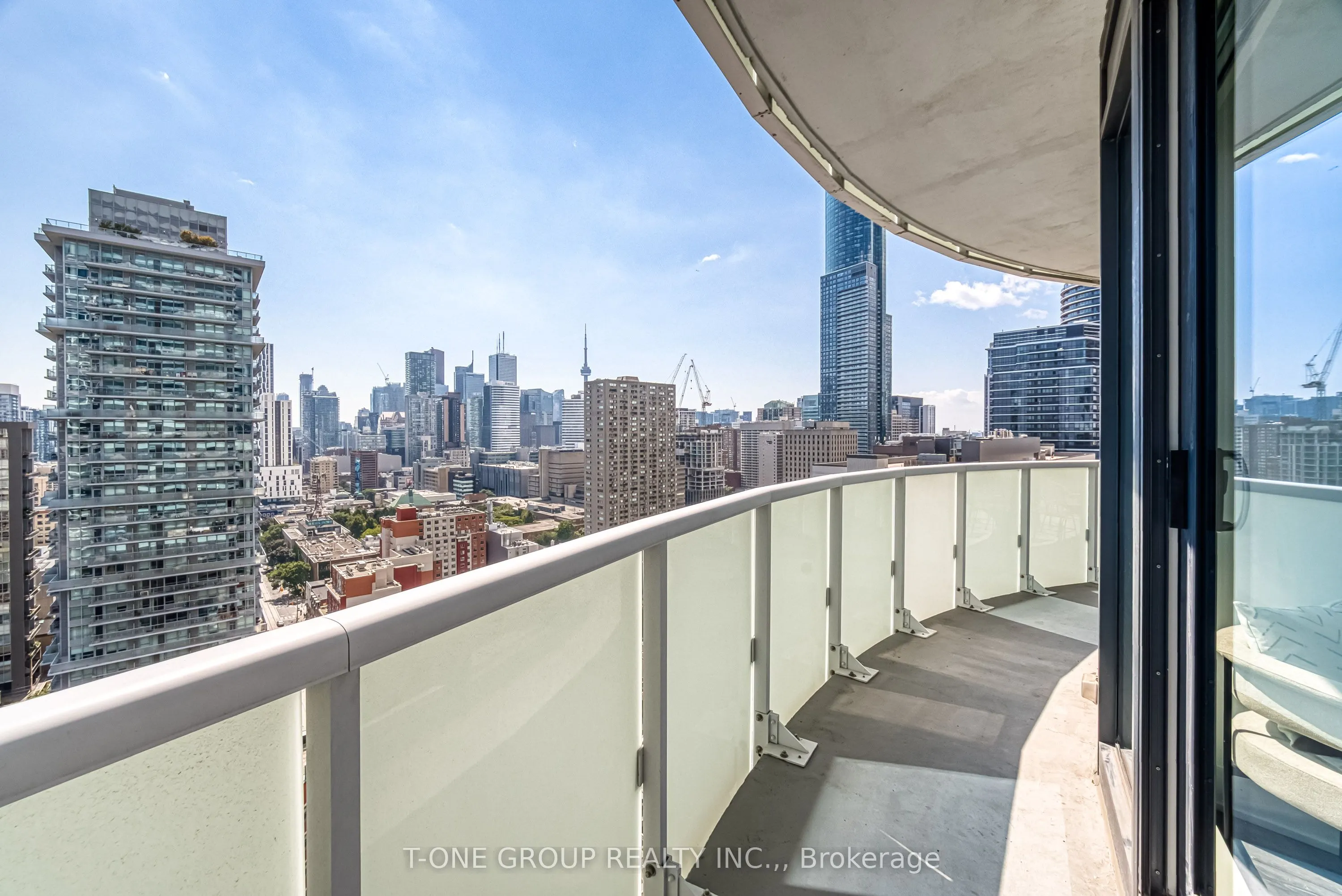 403 Church Street, #2102