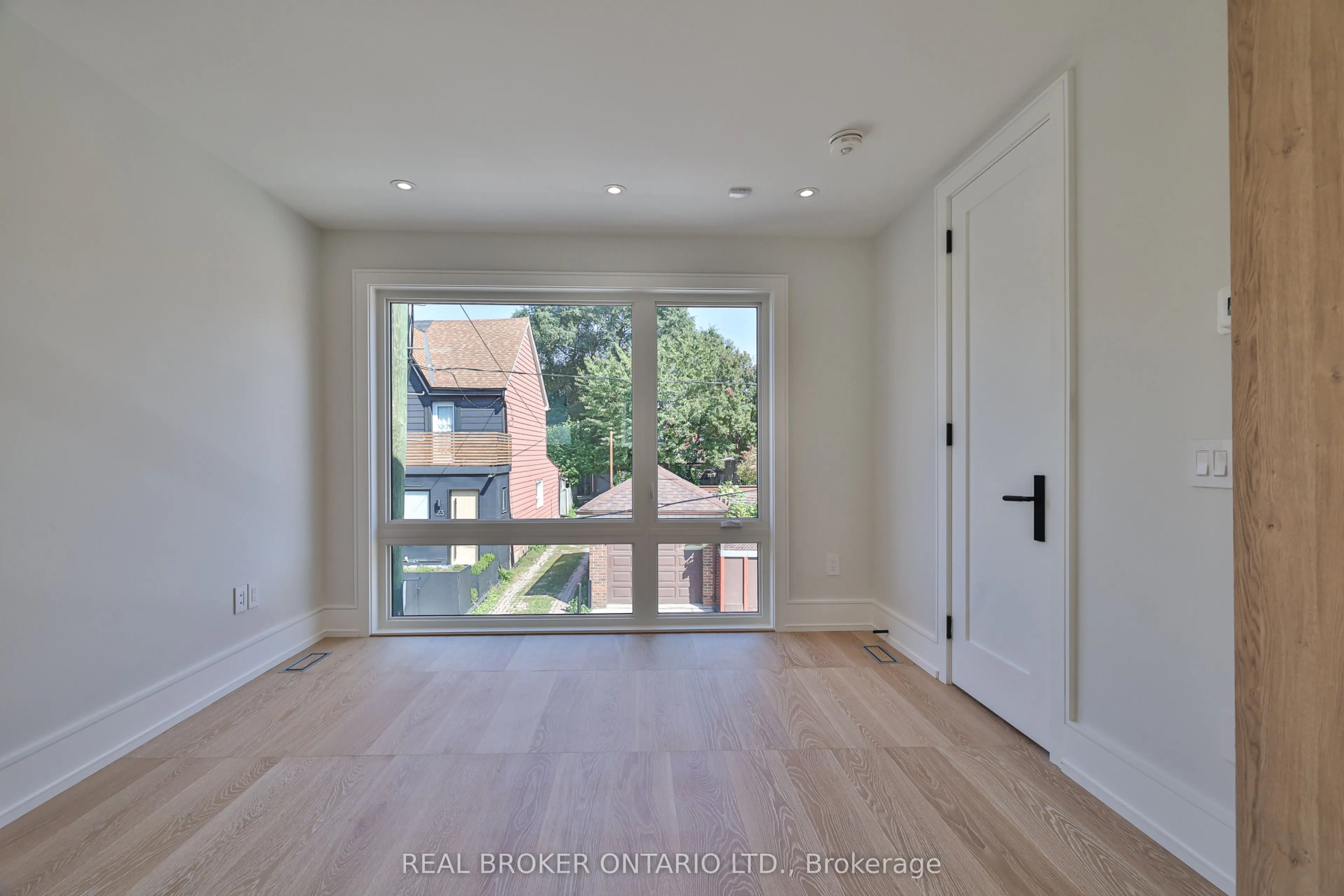 273 Grace Street