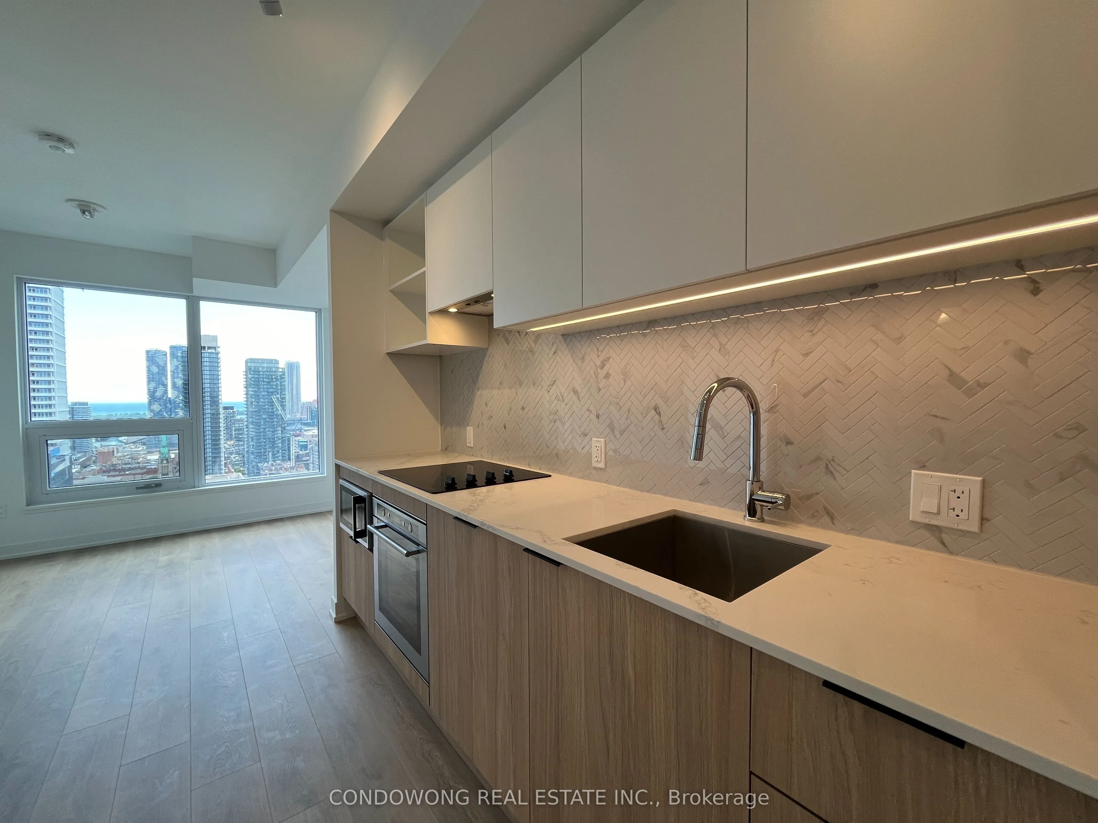 82 Dalhousie Street, #3905