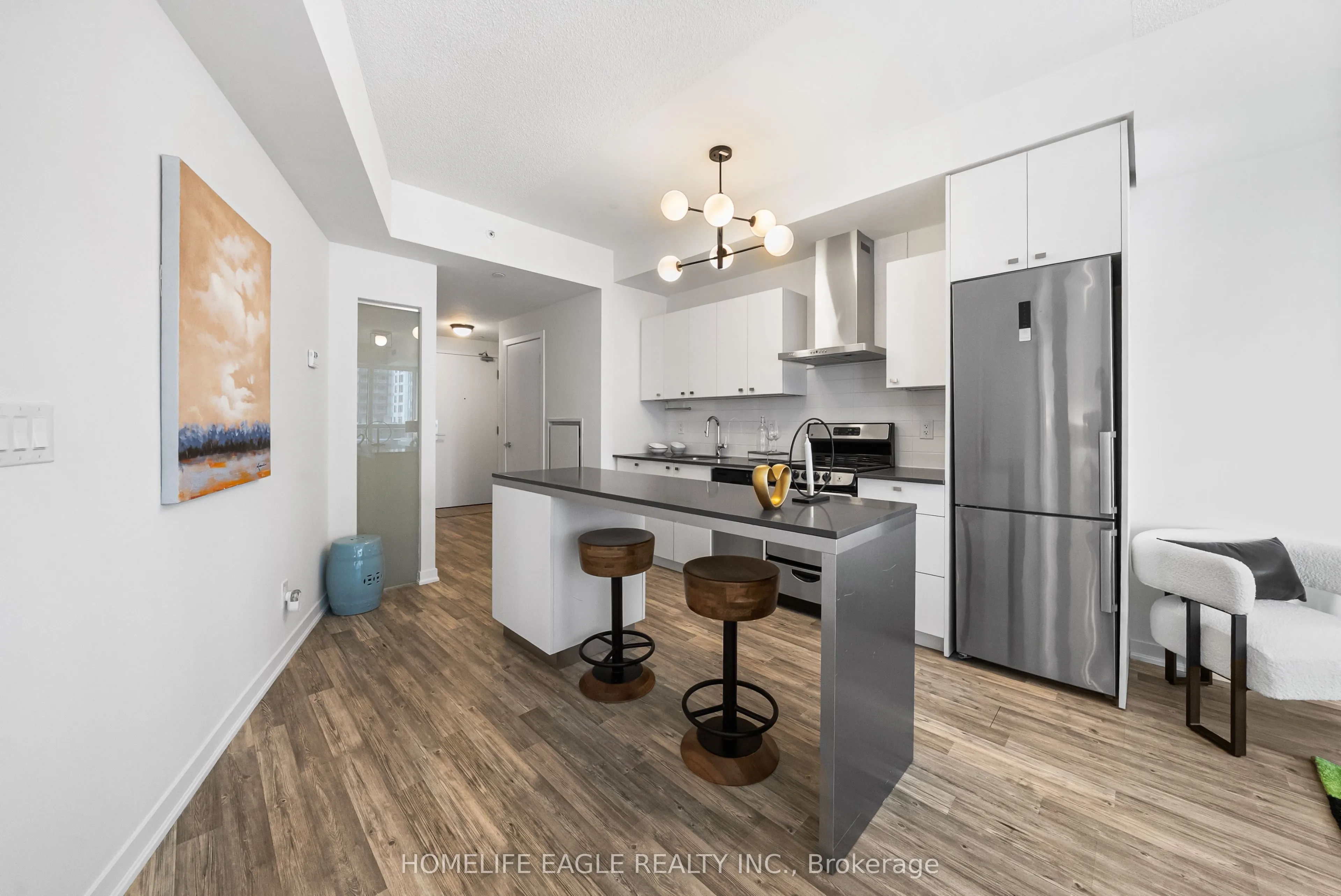 51 East Liberty Street, #706