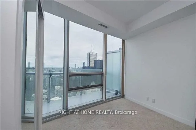 12 York Street, #5707