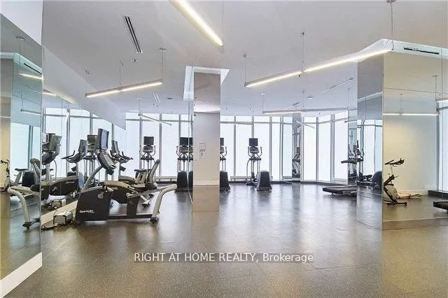 12 York Street, #5707