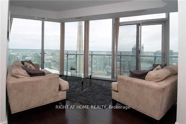 12 York Street, #5707