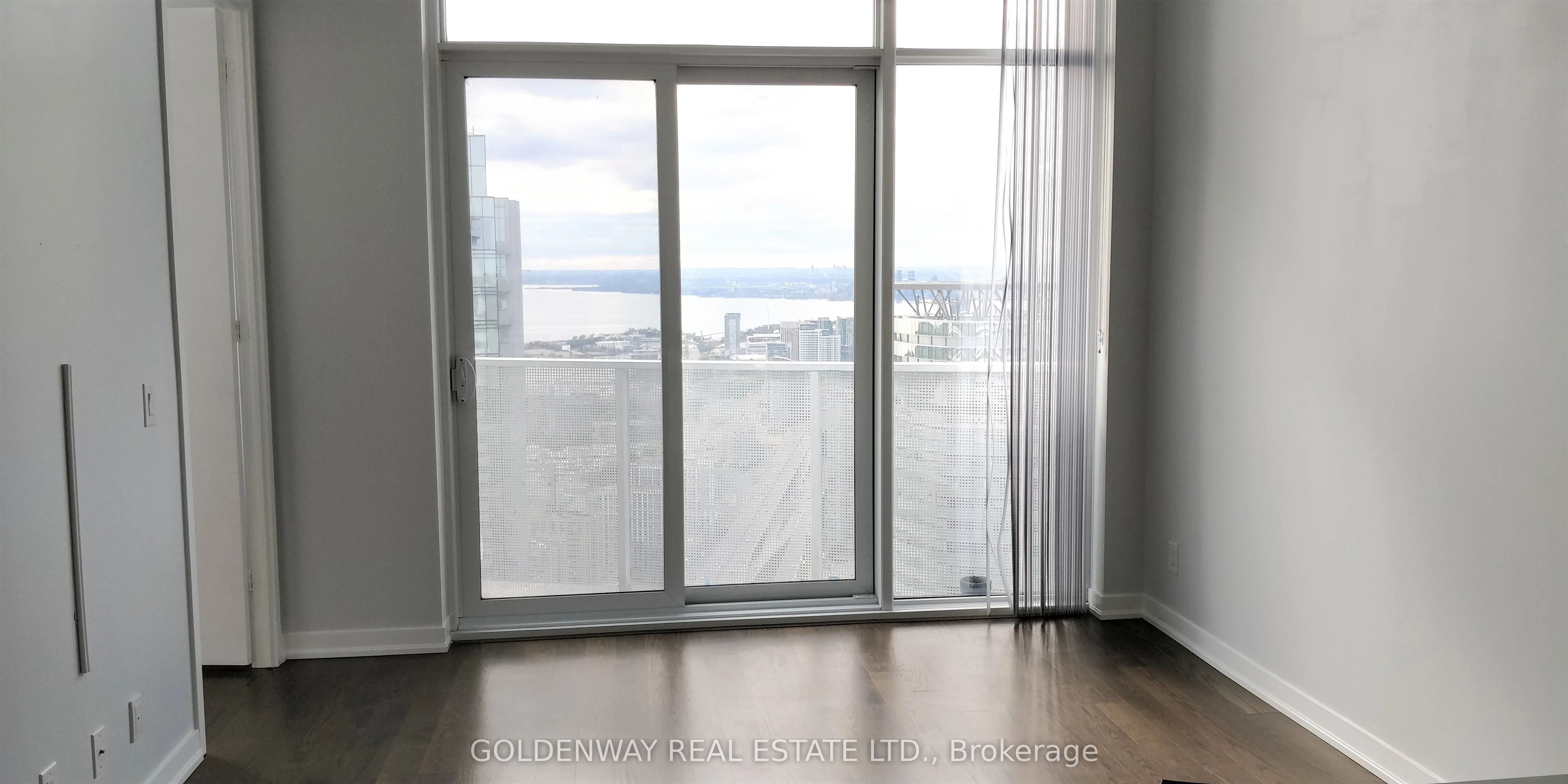 100 Harbour Street, #6901