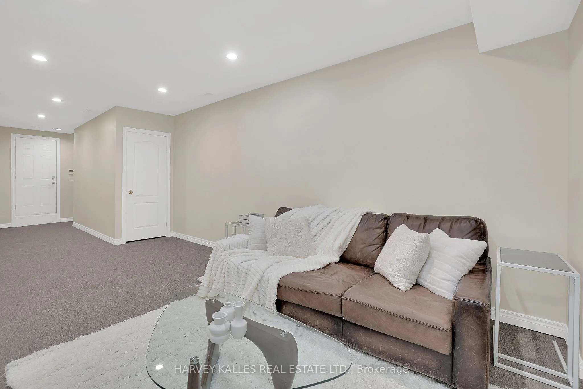 398 Bedford Park
