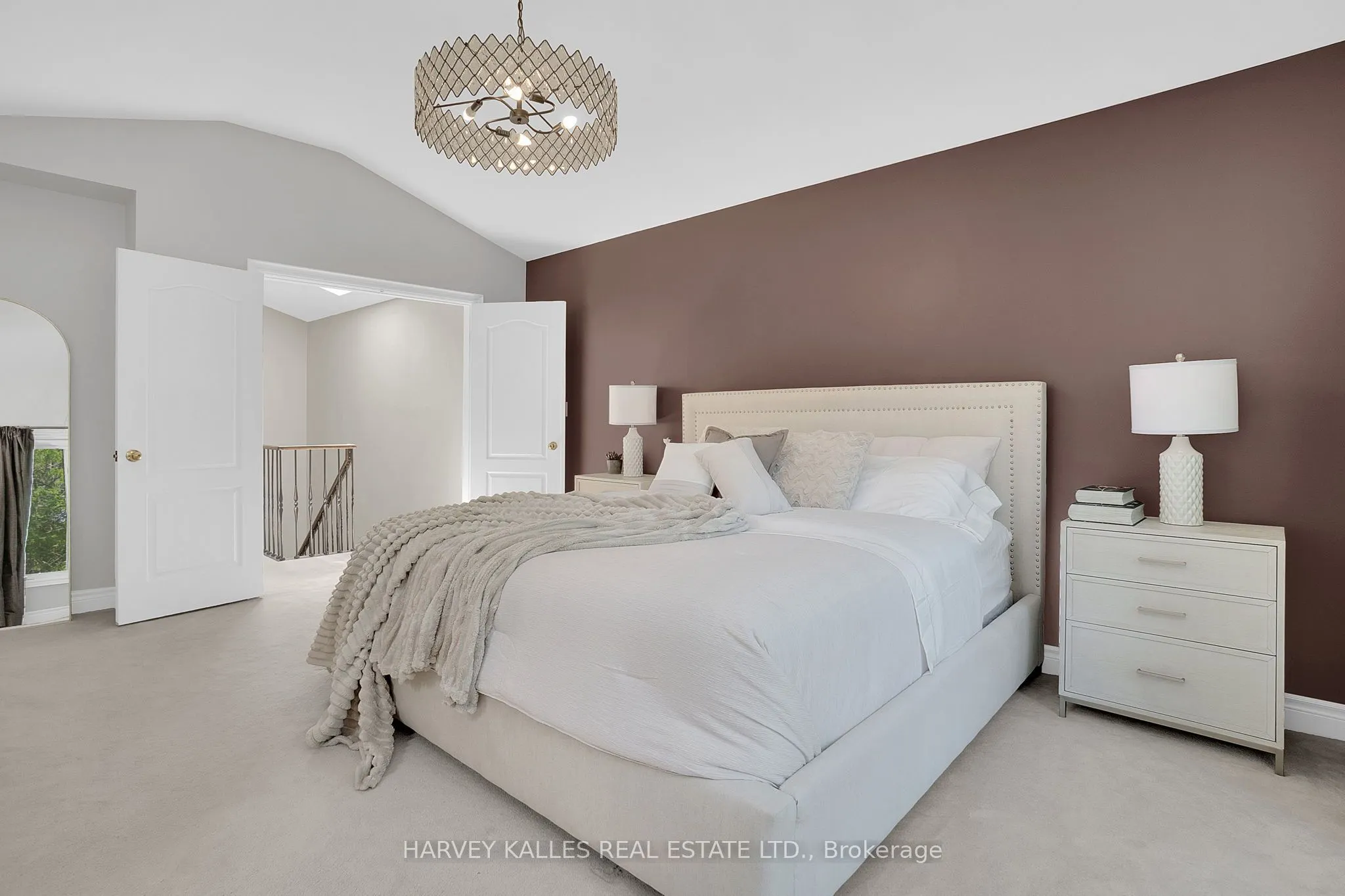 398 Bedford Park