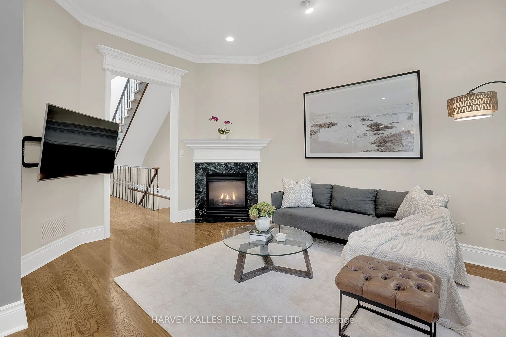 398 Bedford Park