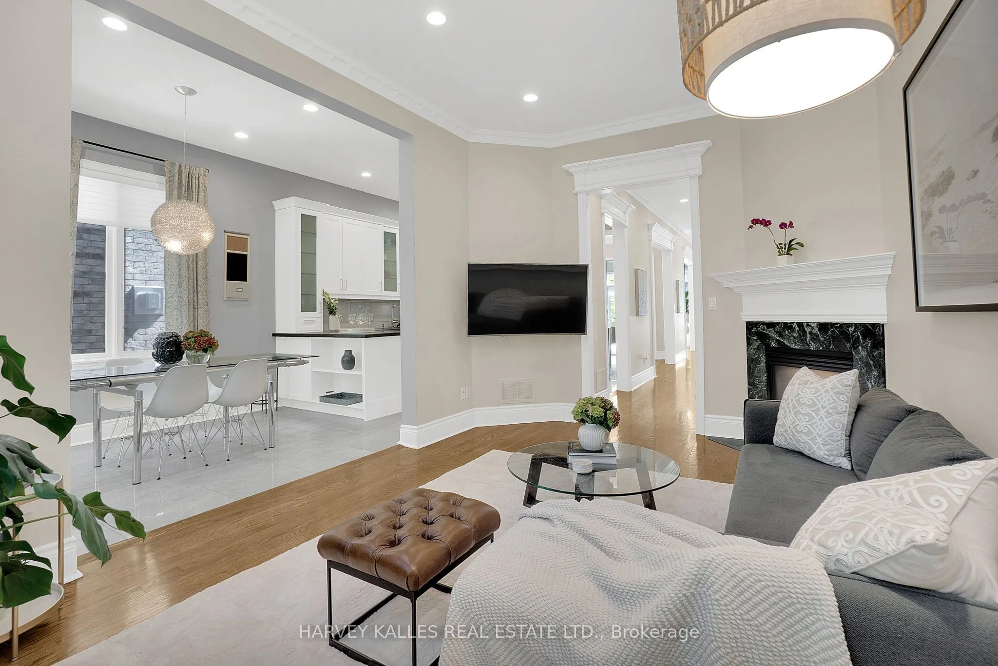 398 Bedford Park