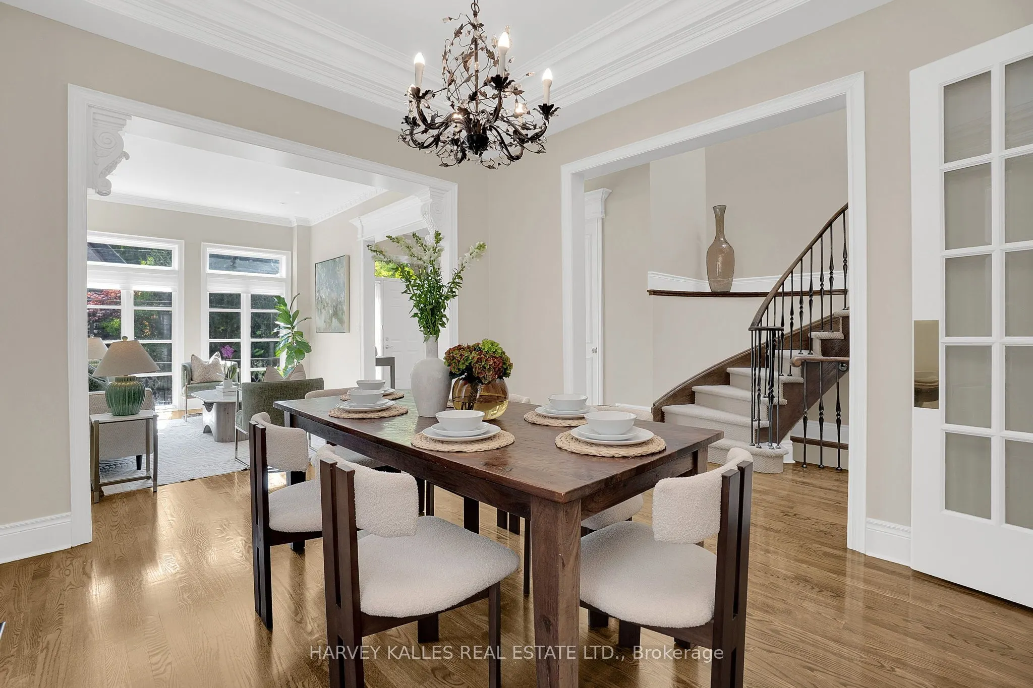 398 Bedford Park