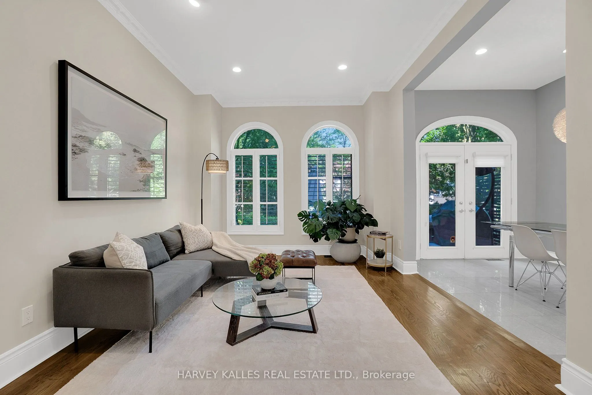 398 Bedford Park