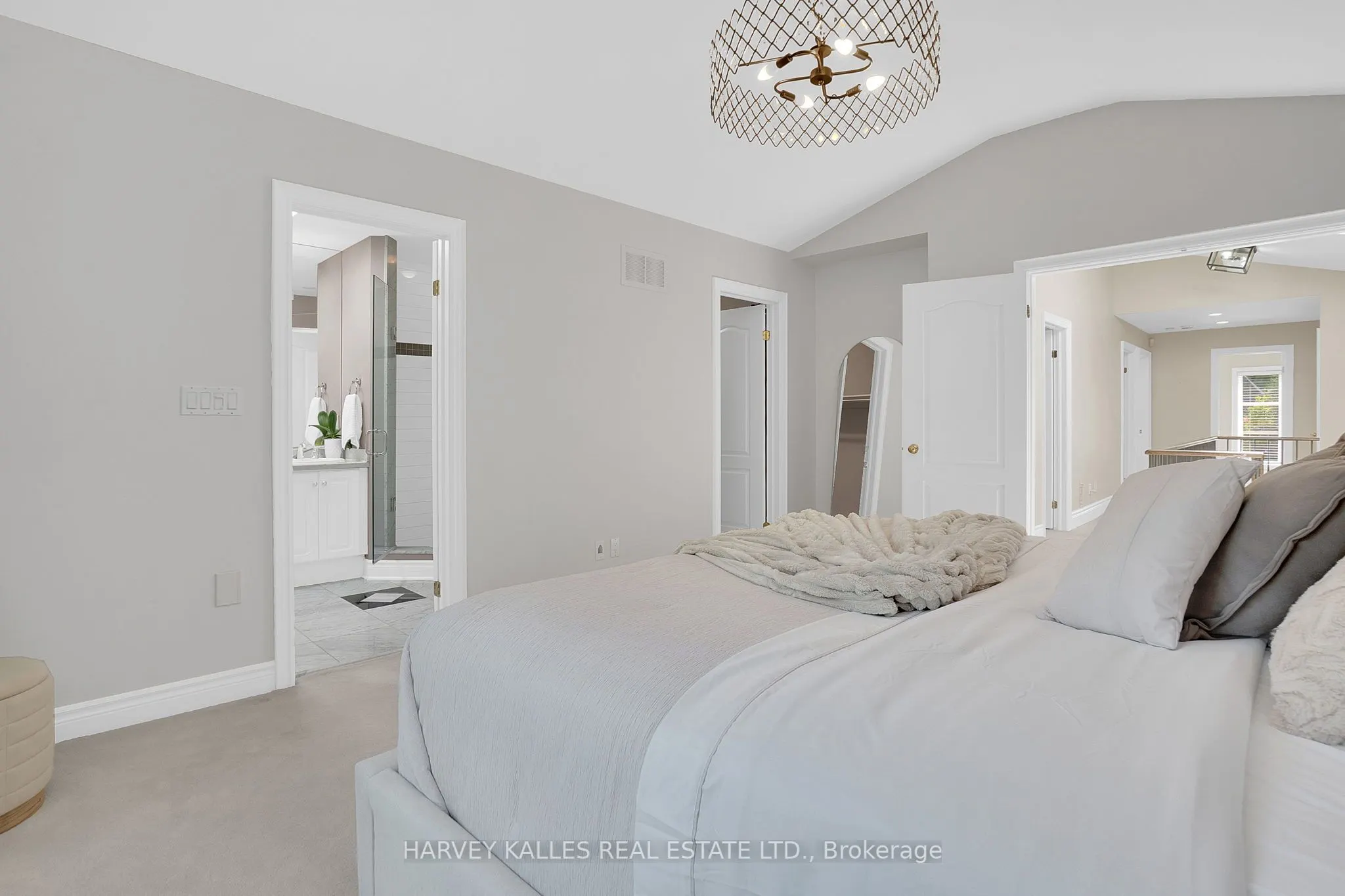 398 Bedford Park