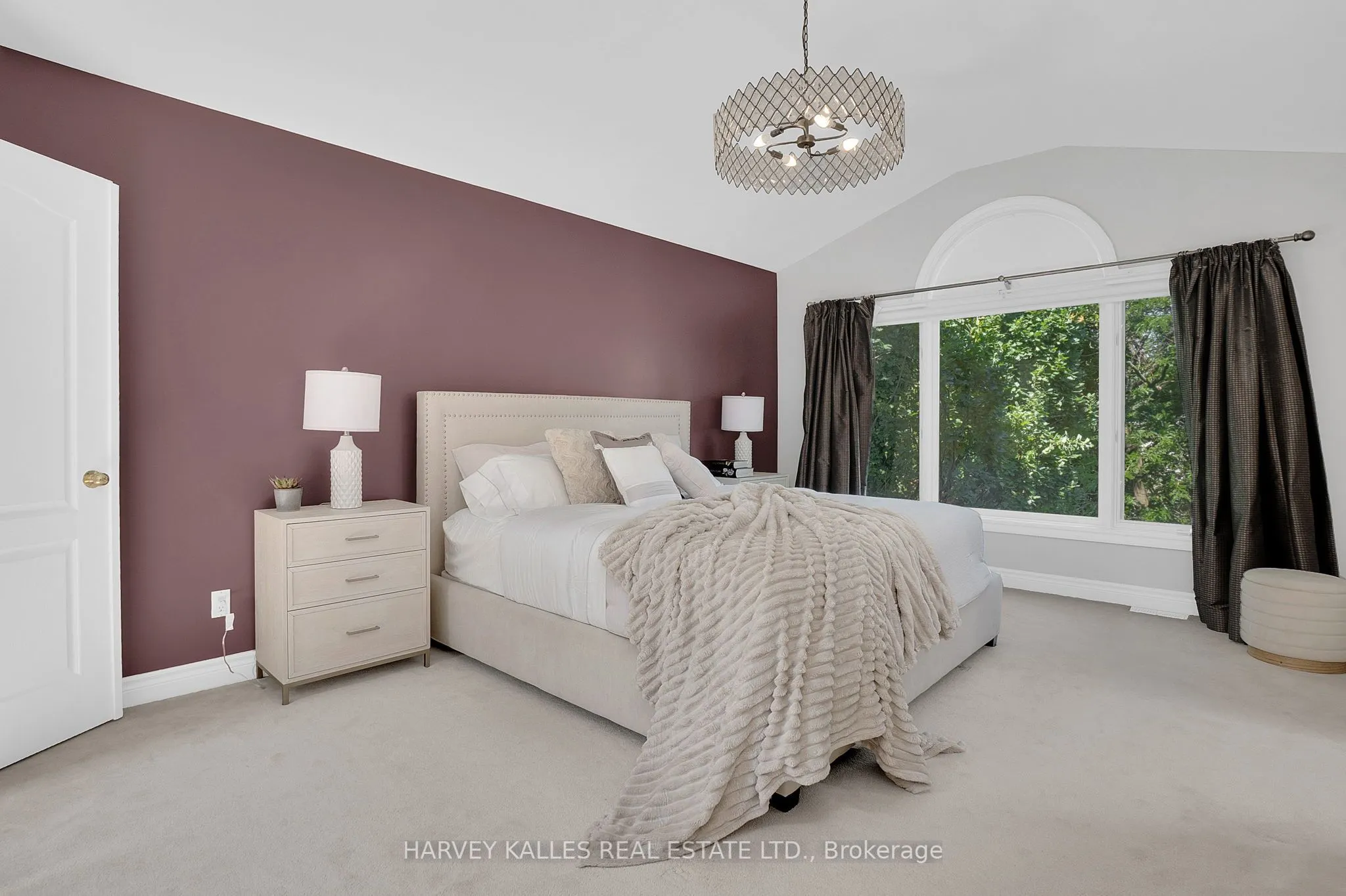 398 Bedford Park
