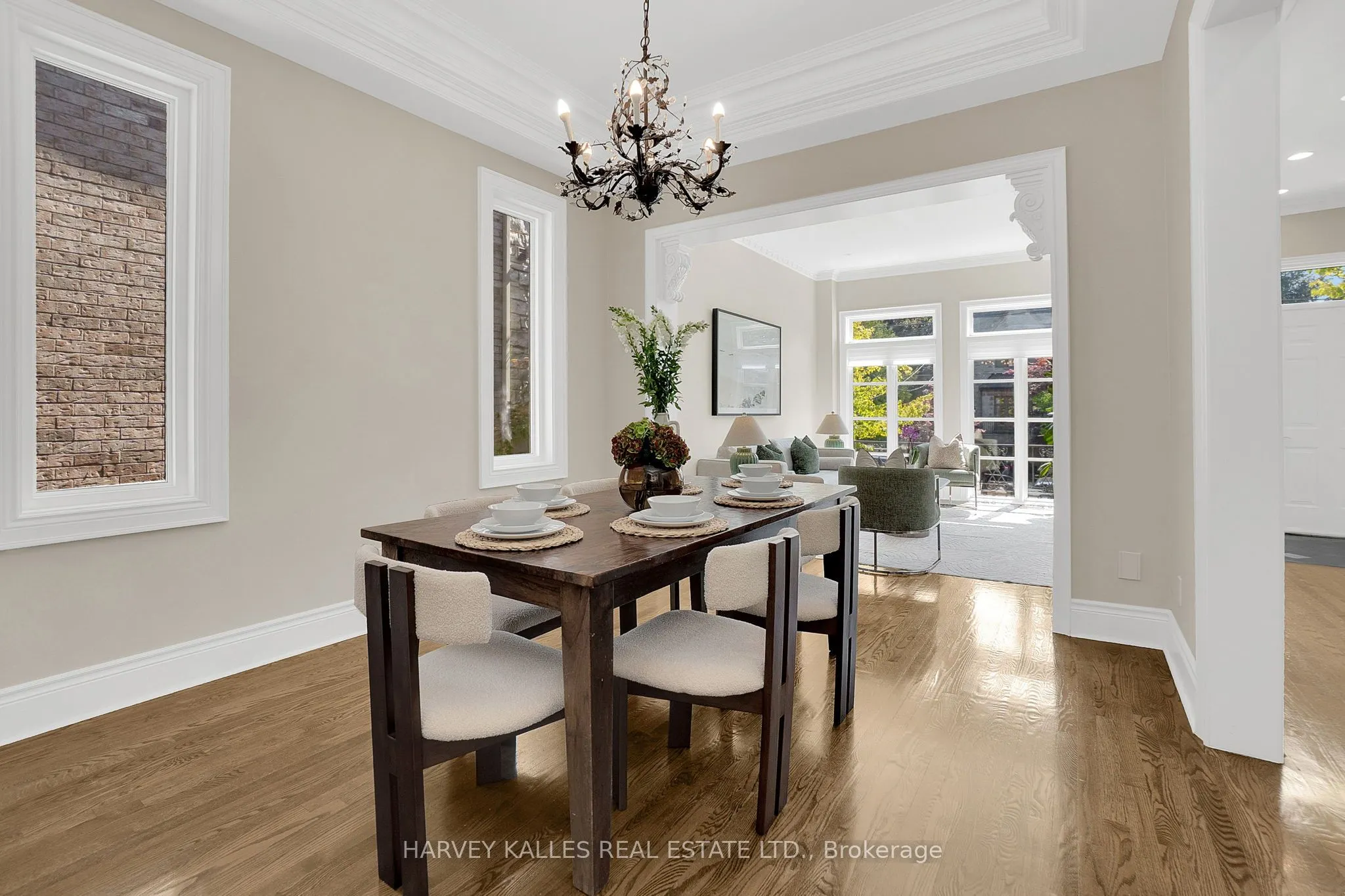 398 Bedford Park