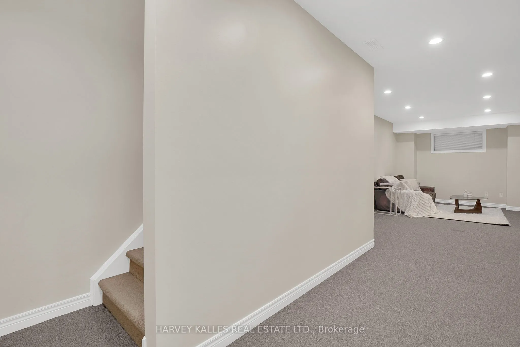 398 Bedford Park
