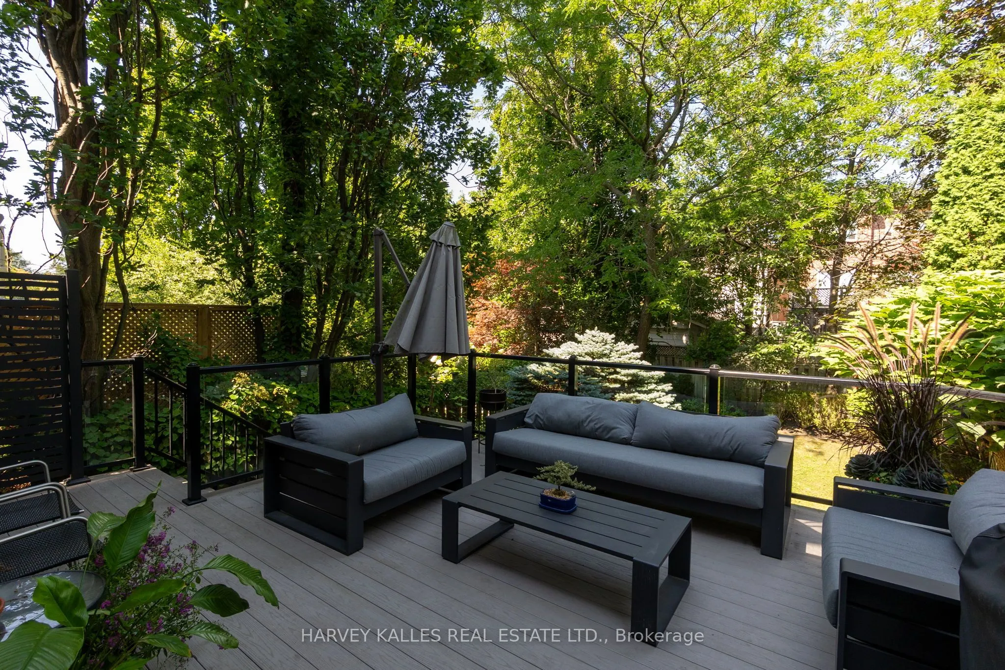 398 Bedford Park