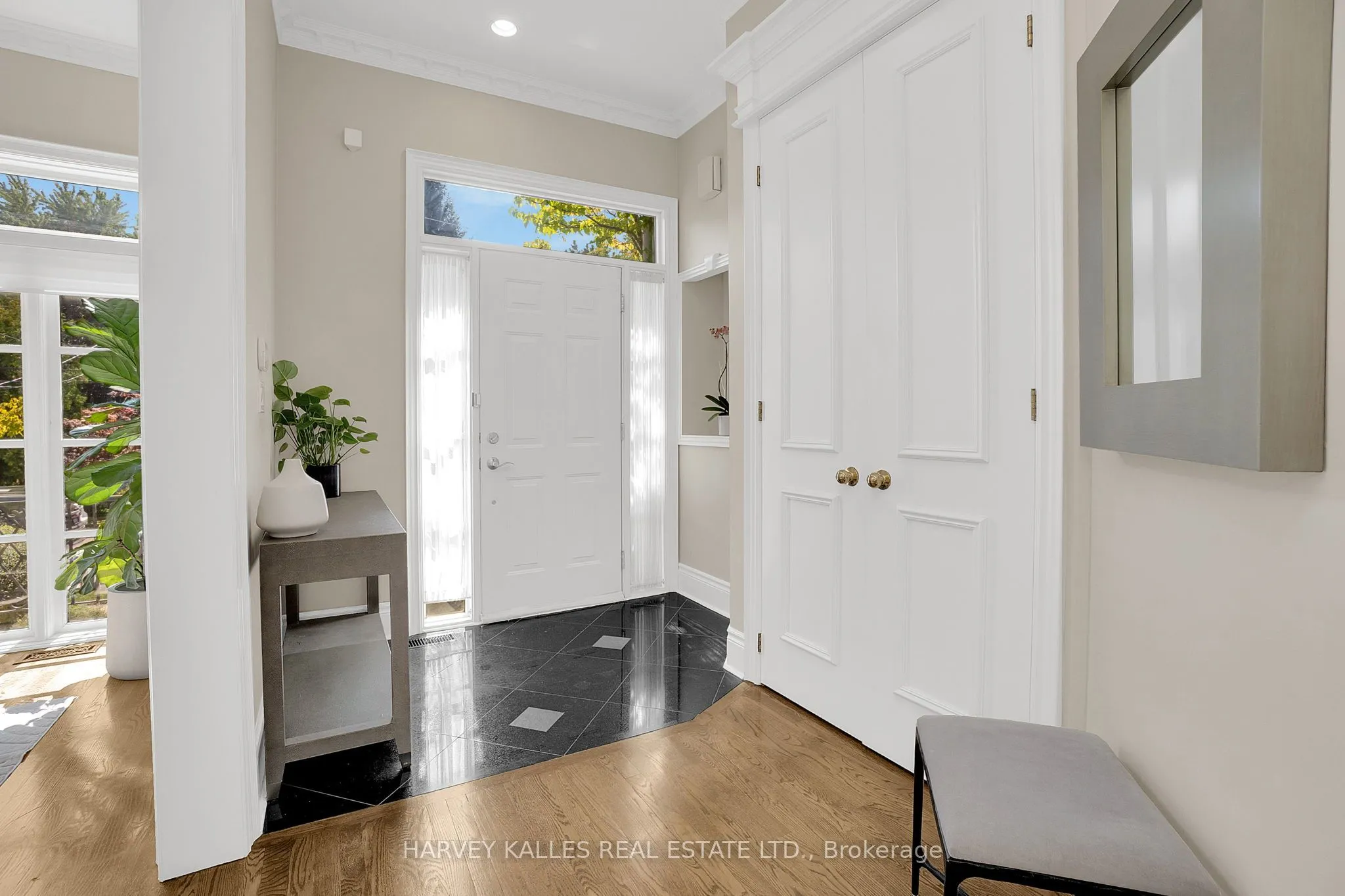 398 Bedford Park