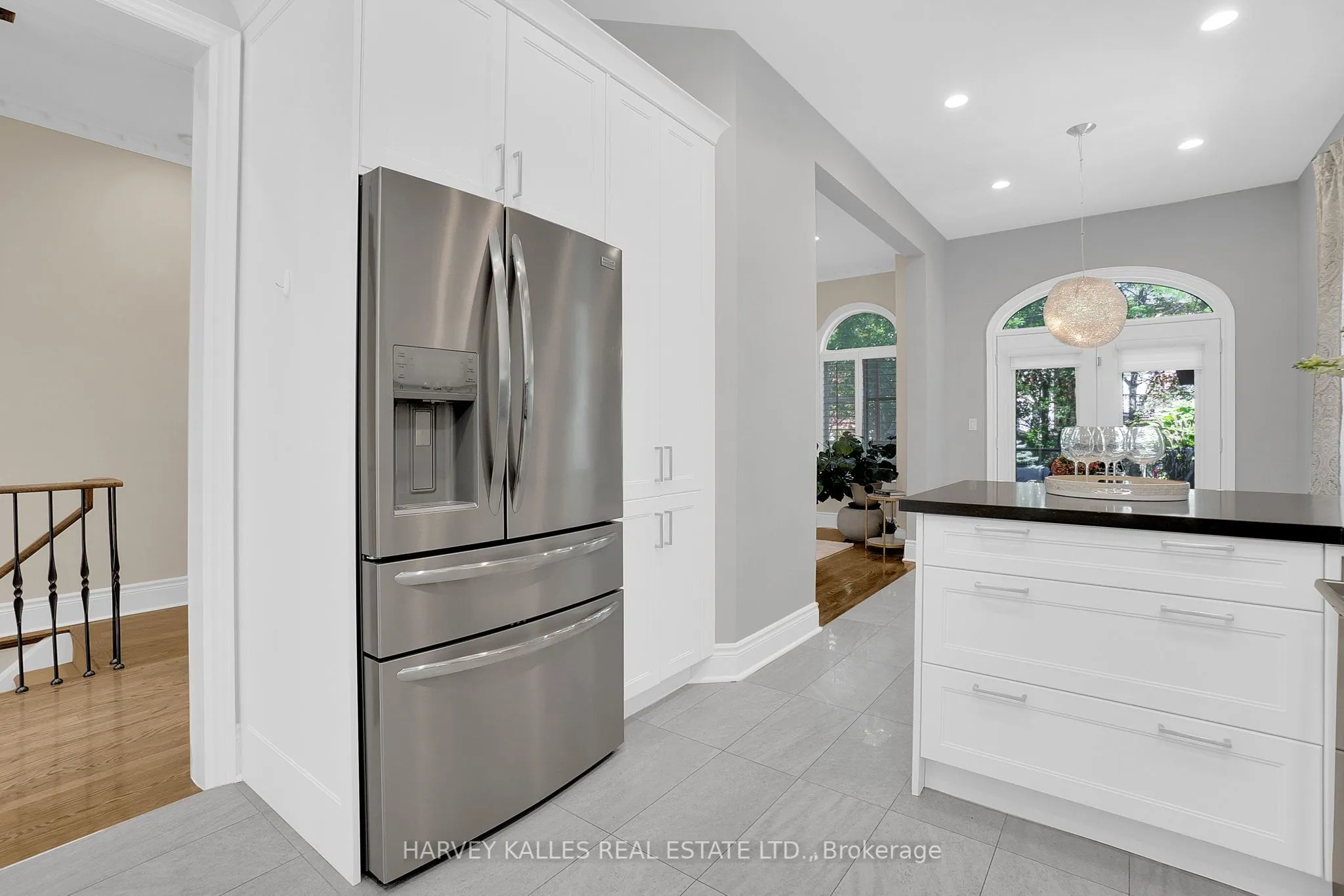 398 Bedford Park