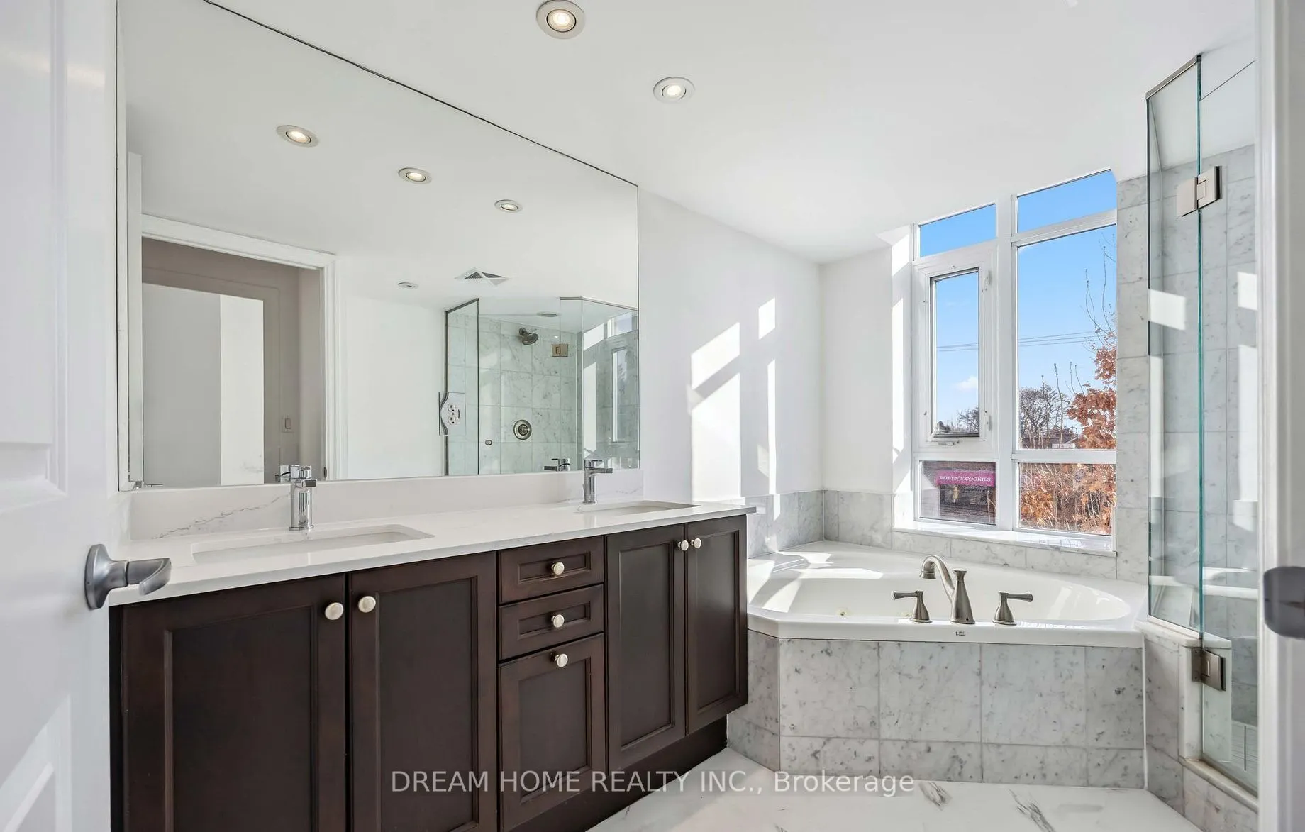 934 Mount Pleasant Road, #20