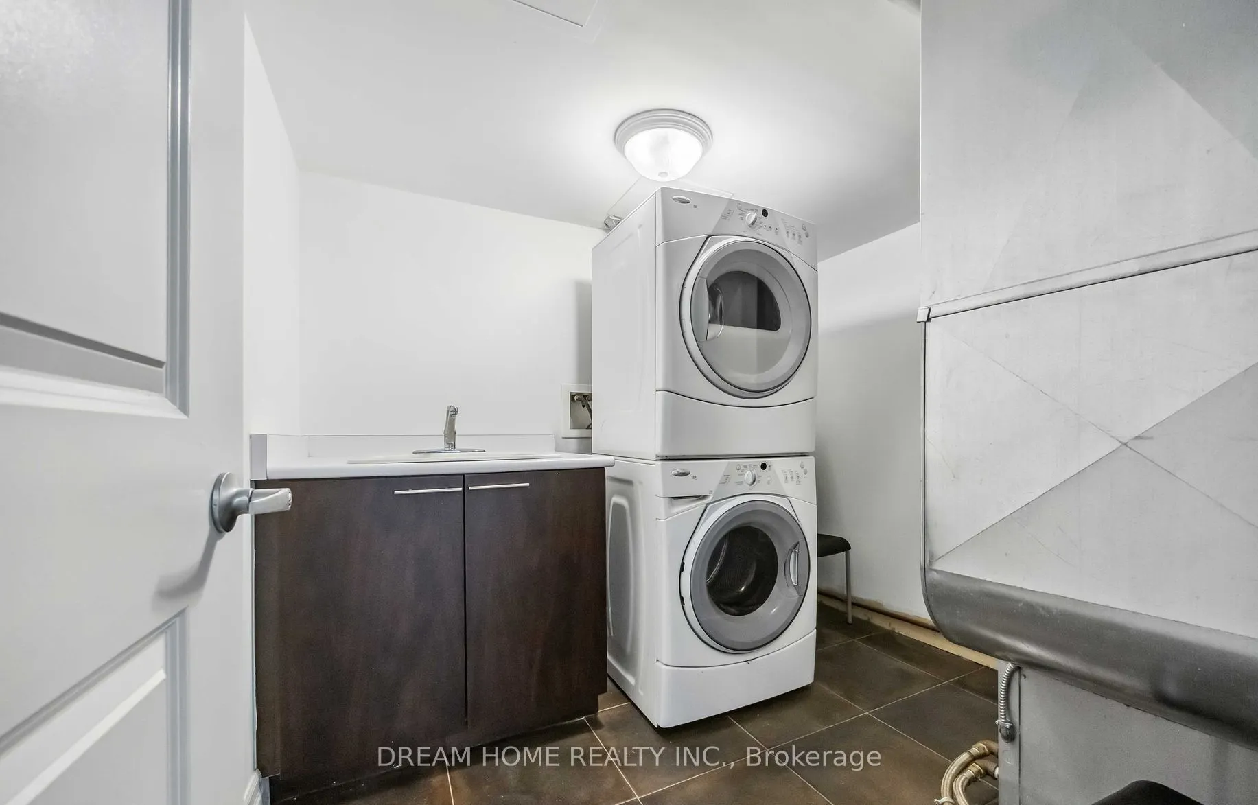 934 Mount Pleasant Road, #20