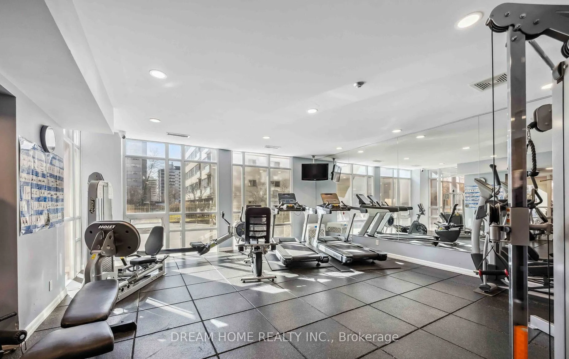 934 Mount Pleasant Road, #20
