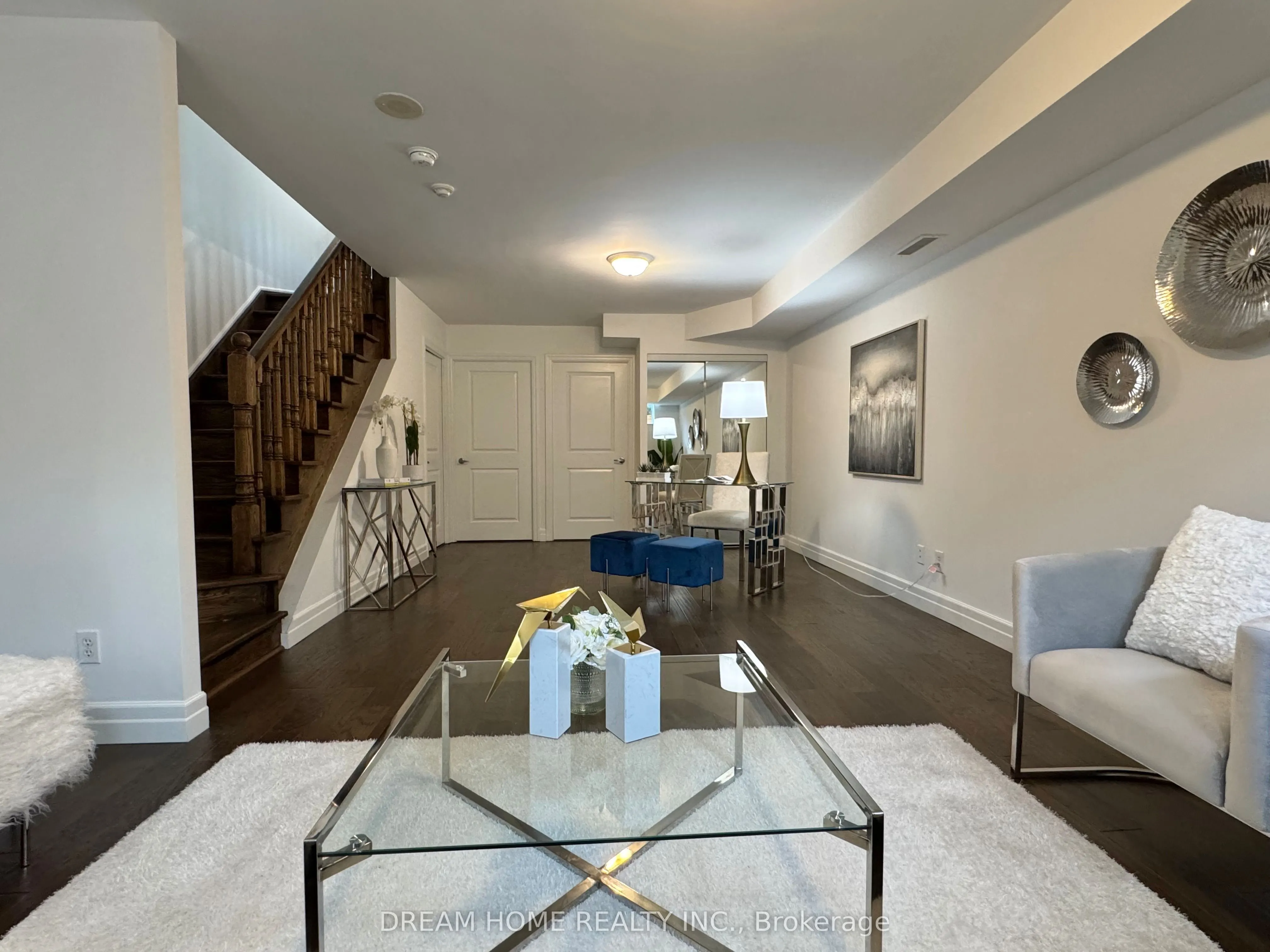 934 Mount Pleasant Road, #20