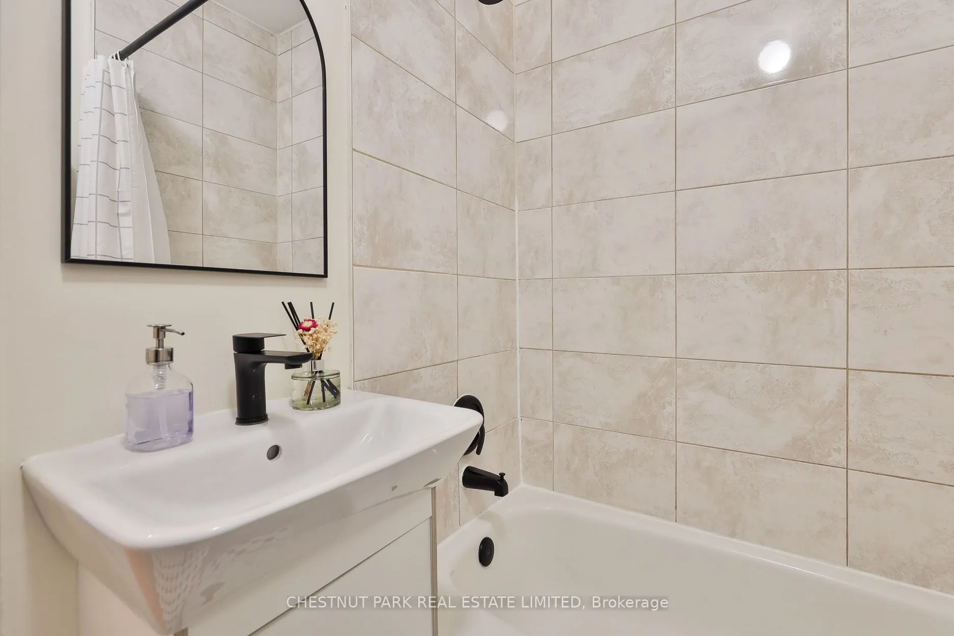 1648 Bathurst Street, #5