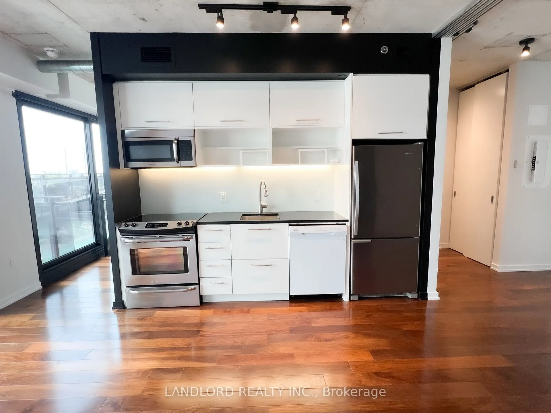 47 Lower River Street, #535