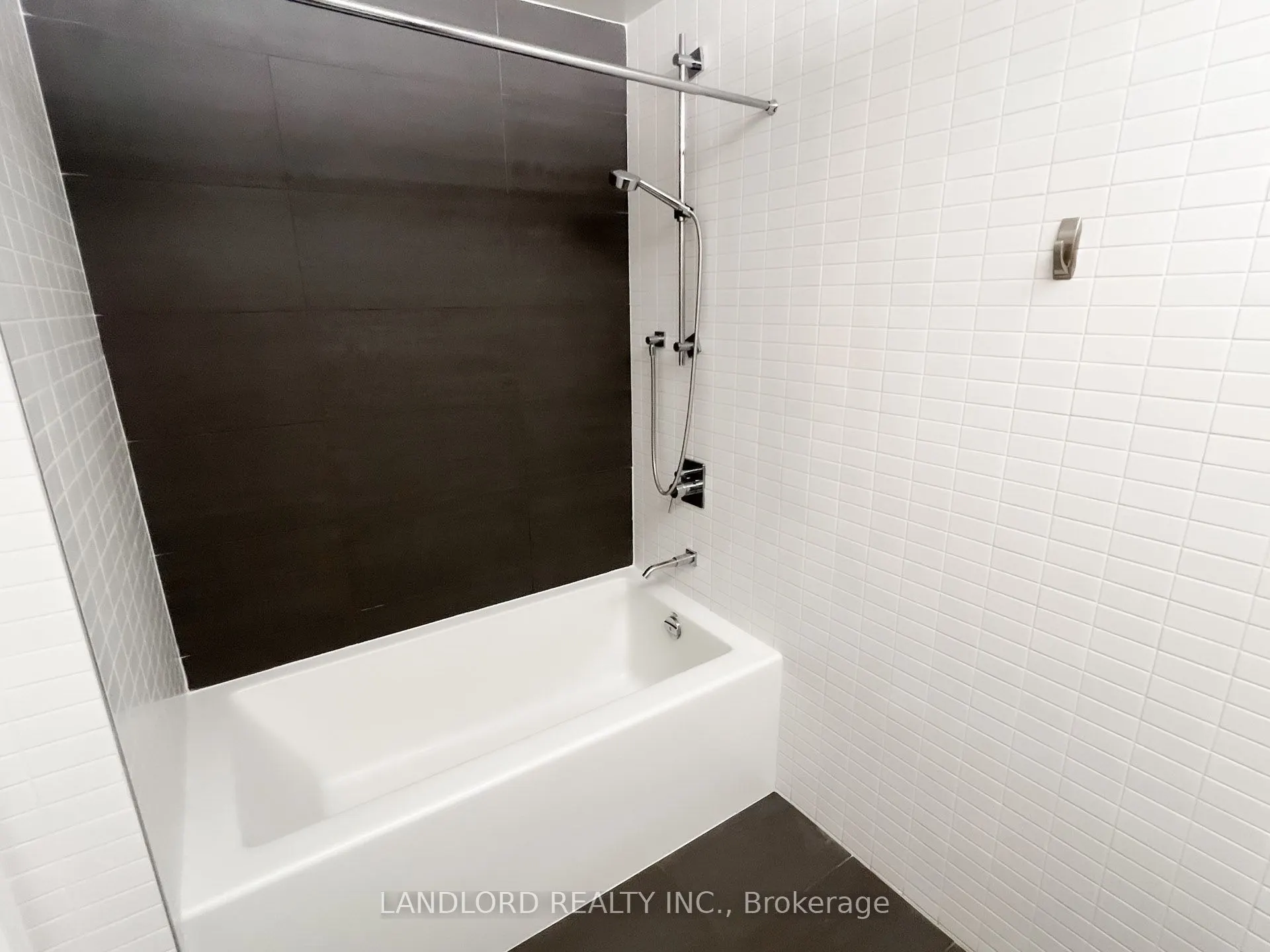 47 Lower River Street, #535