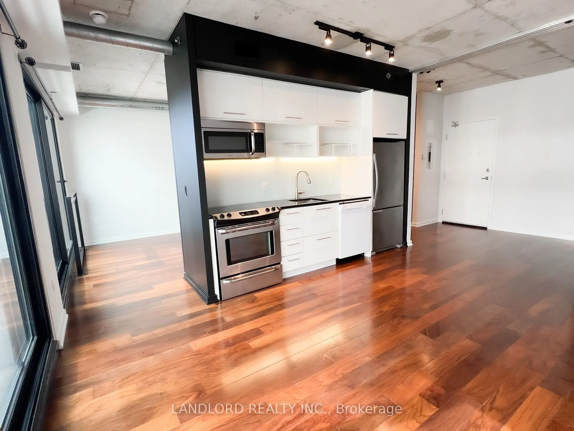 47 Lower River Street, #535