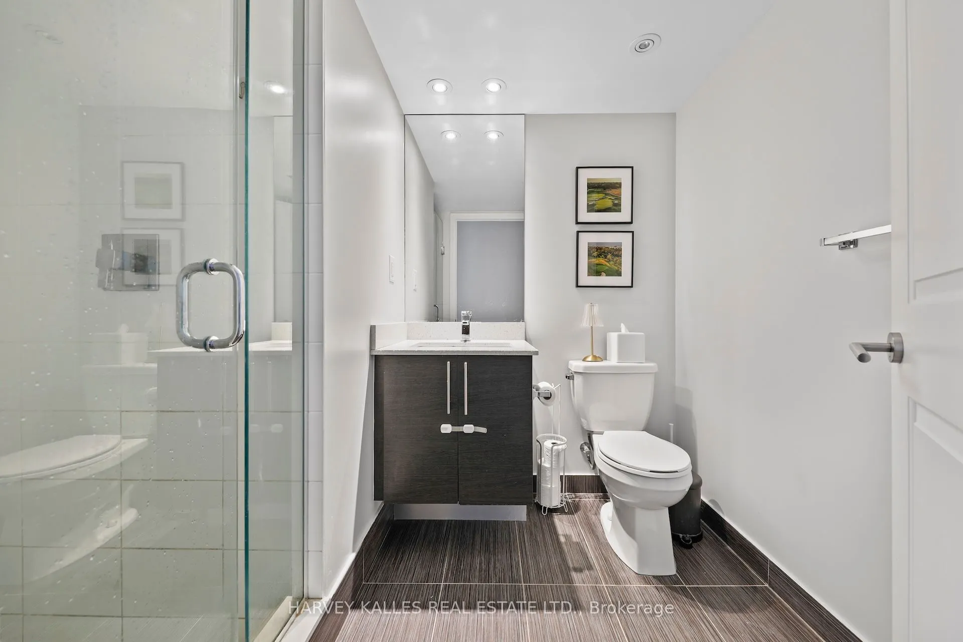 400 Adelaide Street, #1106