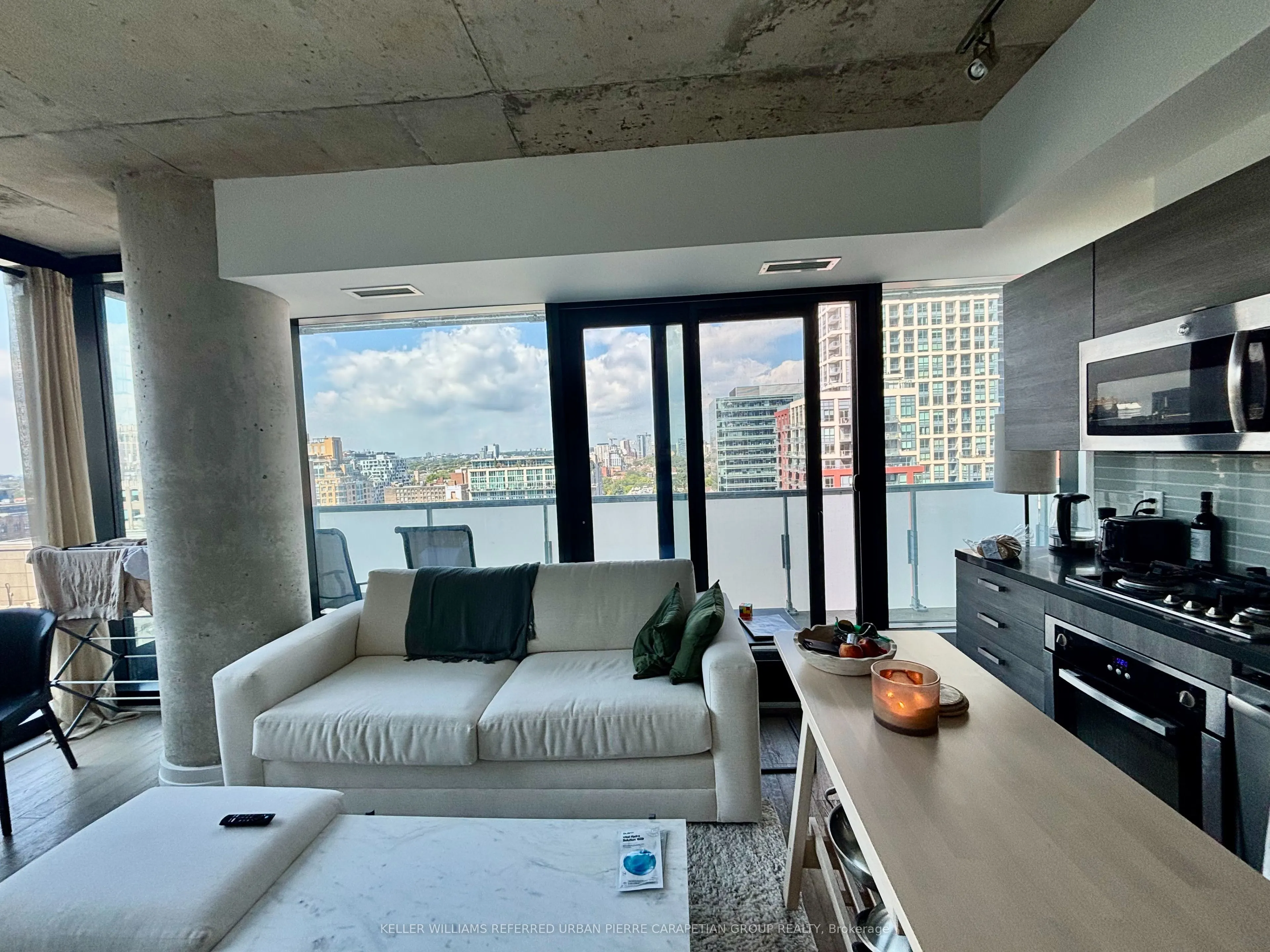 11 Charlotte Street, #1503