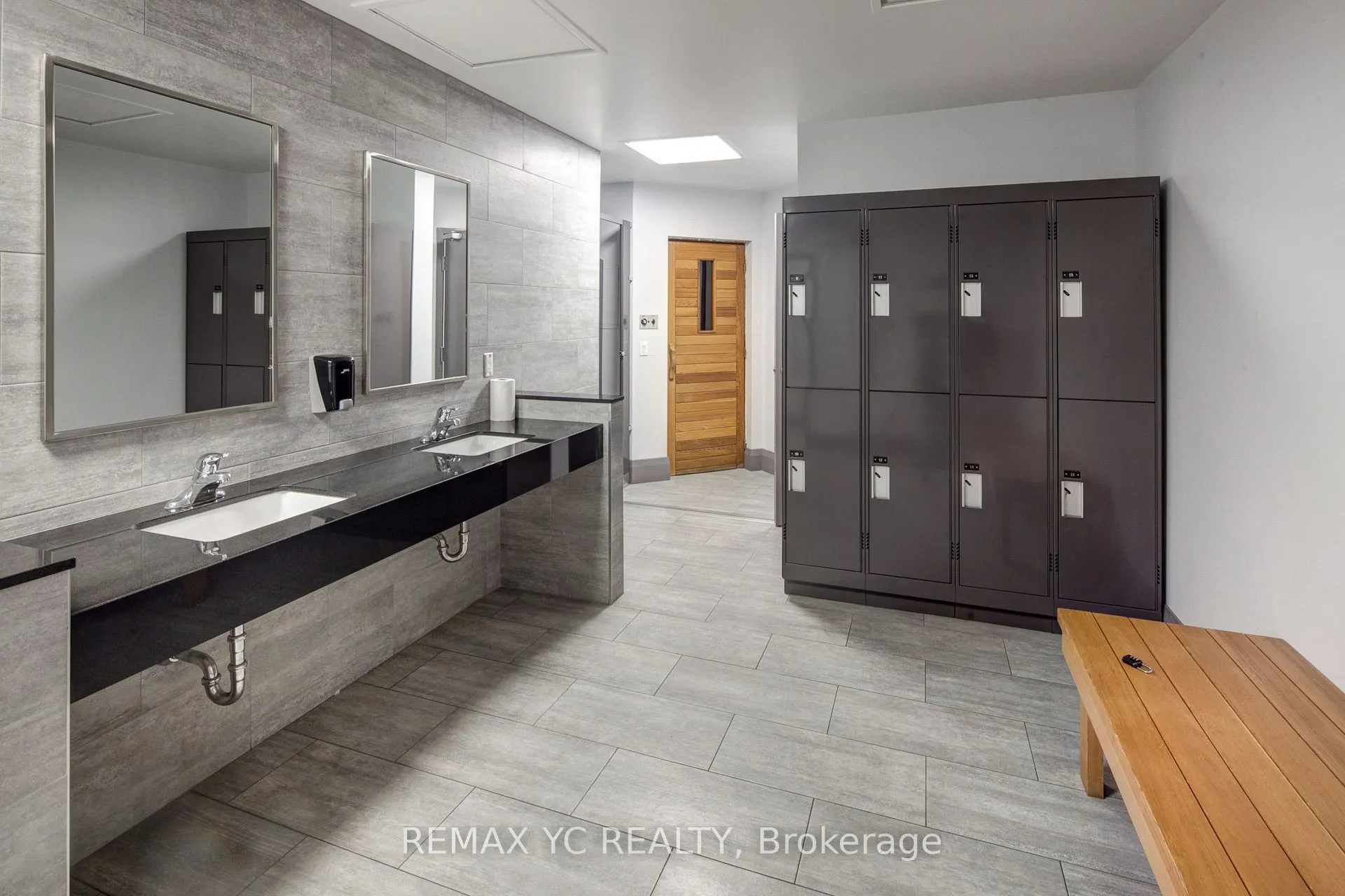 7 Bishop Avenue, #1013