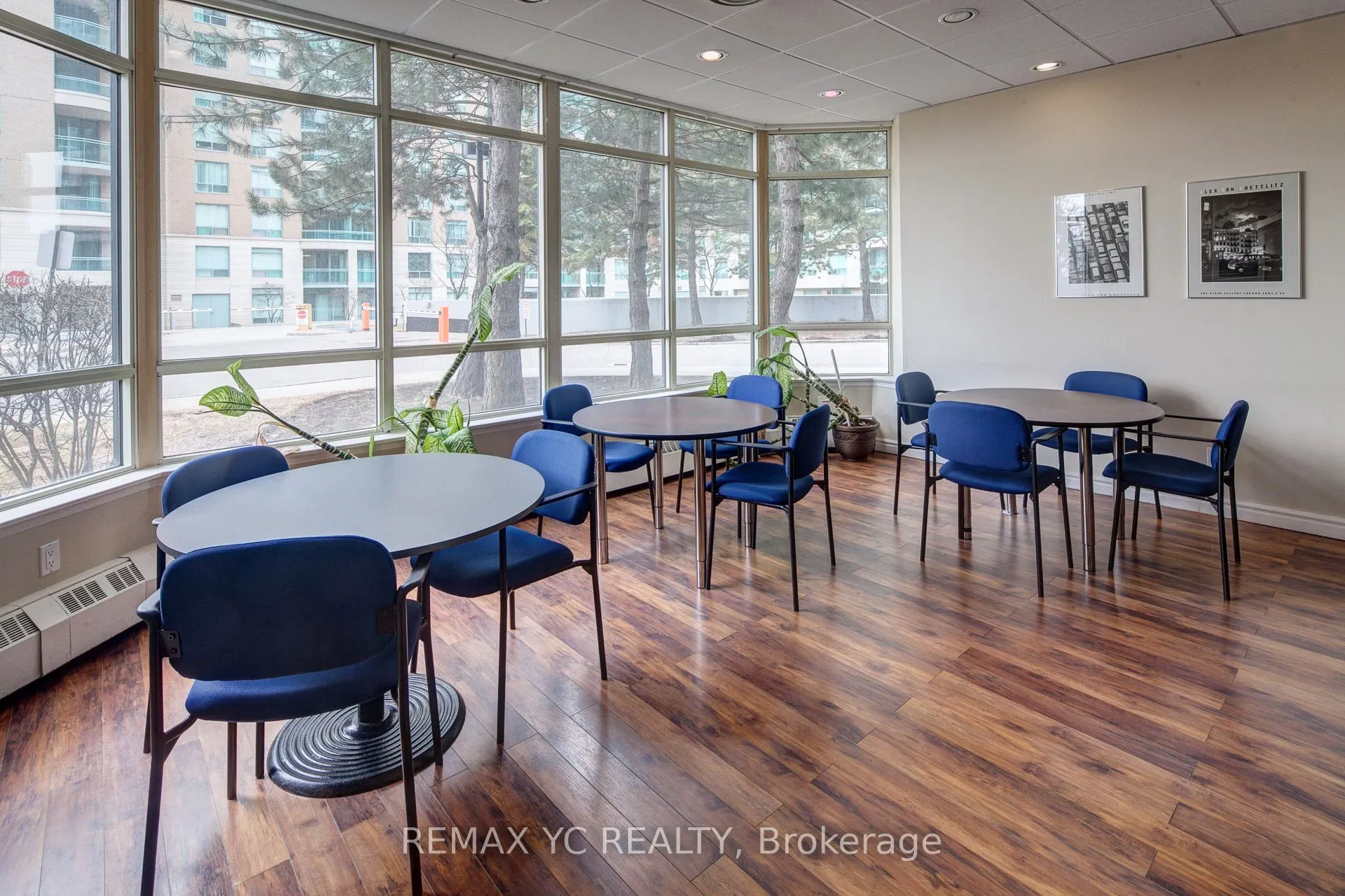 7 Bishop Avenue, #1013