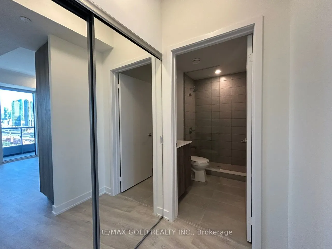 15 Richardson Street, #1401