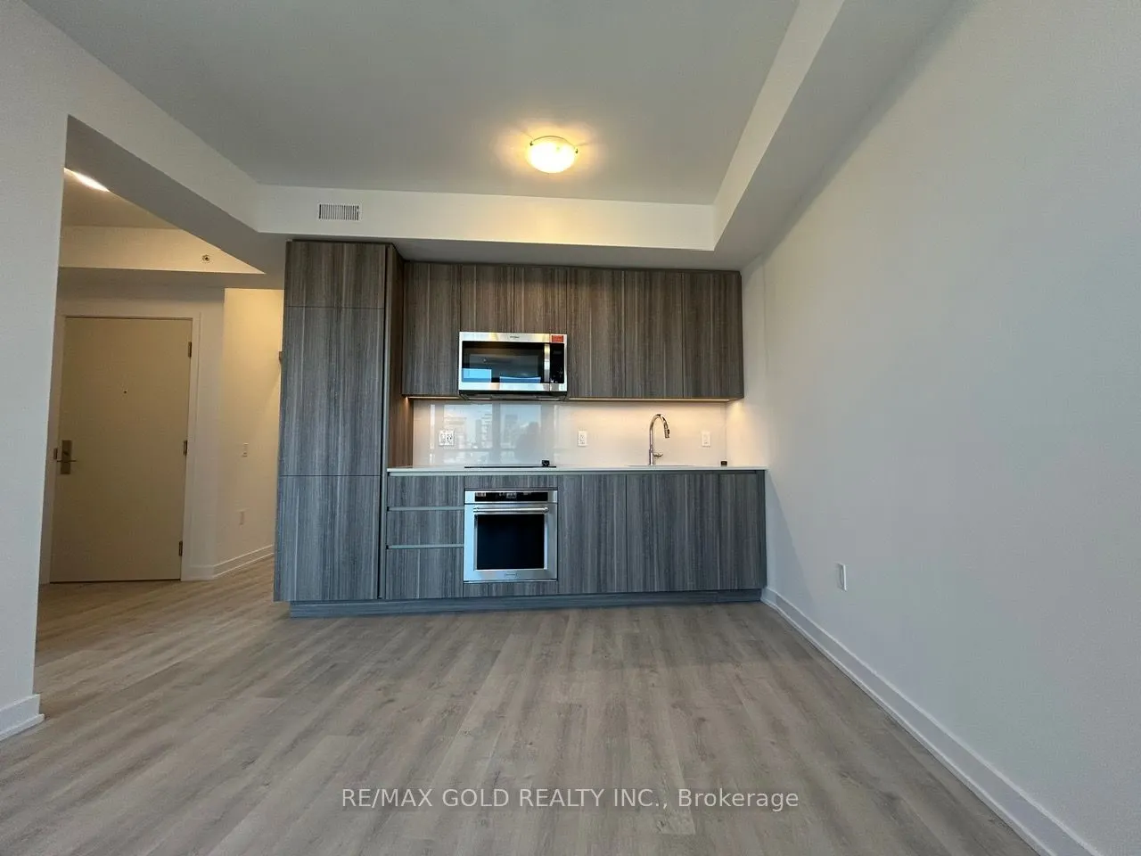 15 Richardson Street, #1401