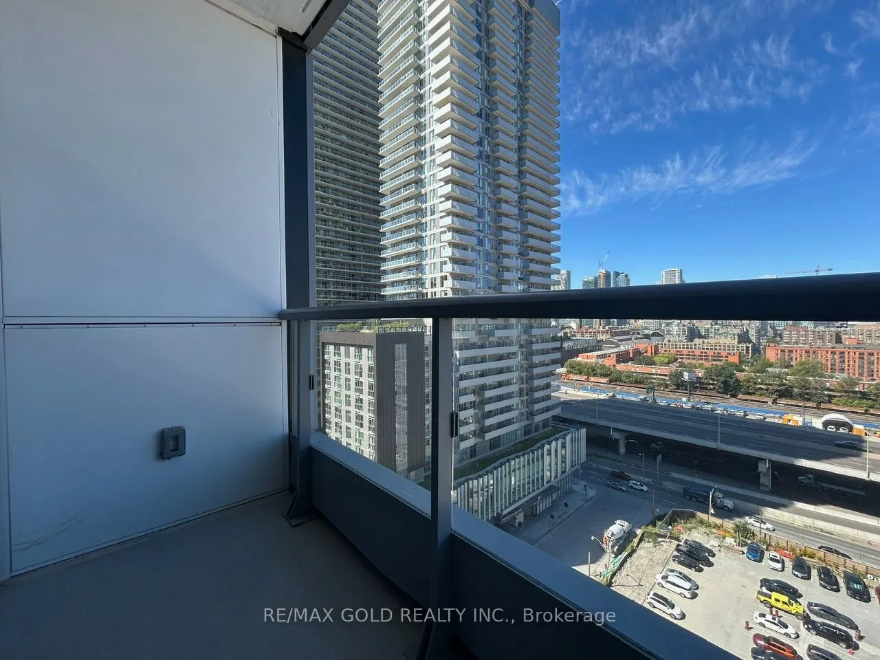 15 Richardson Street, #1401
