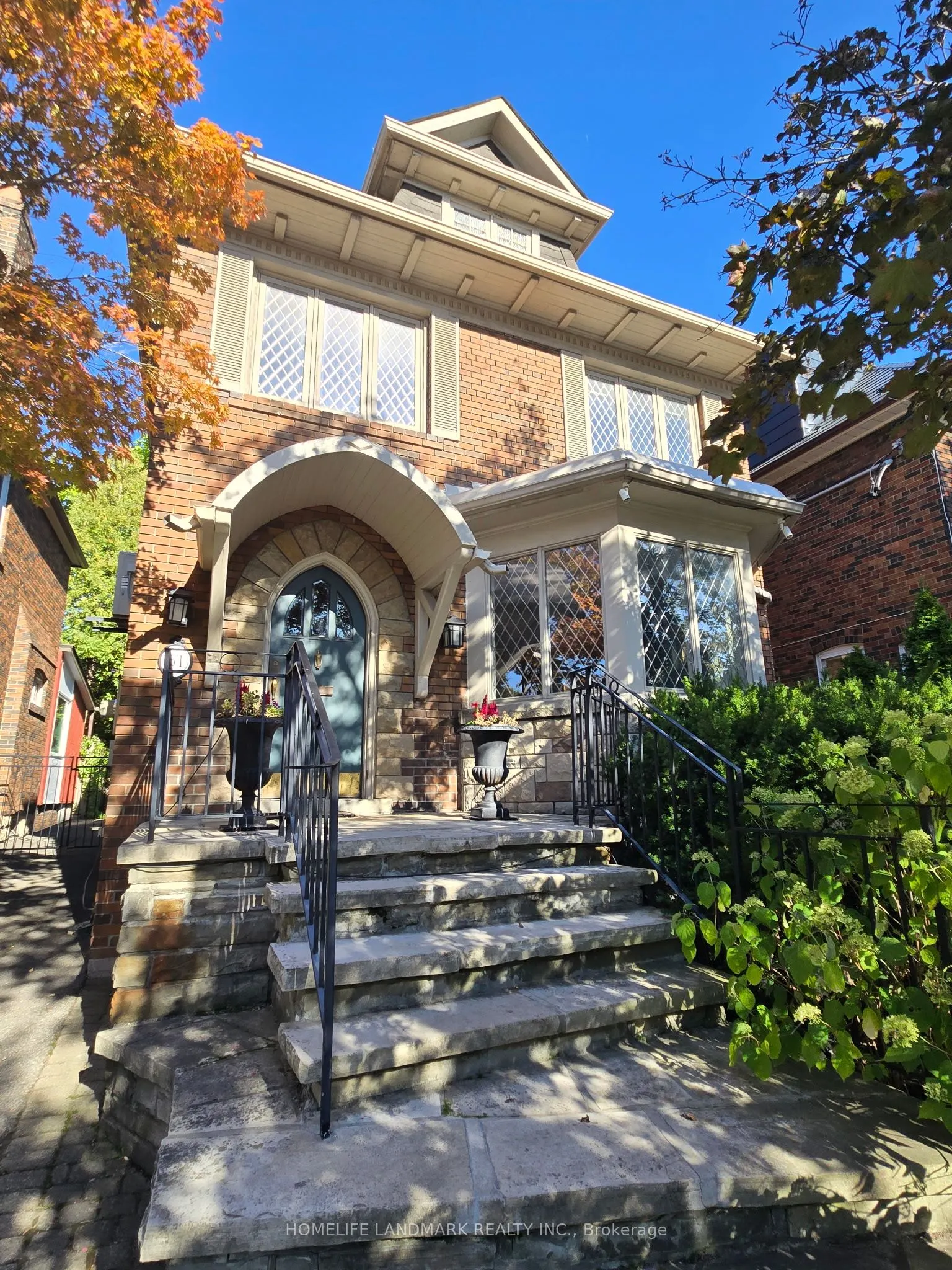 61 Castle Knock Road