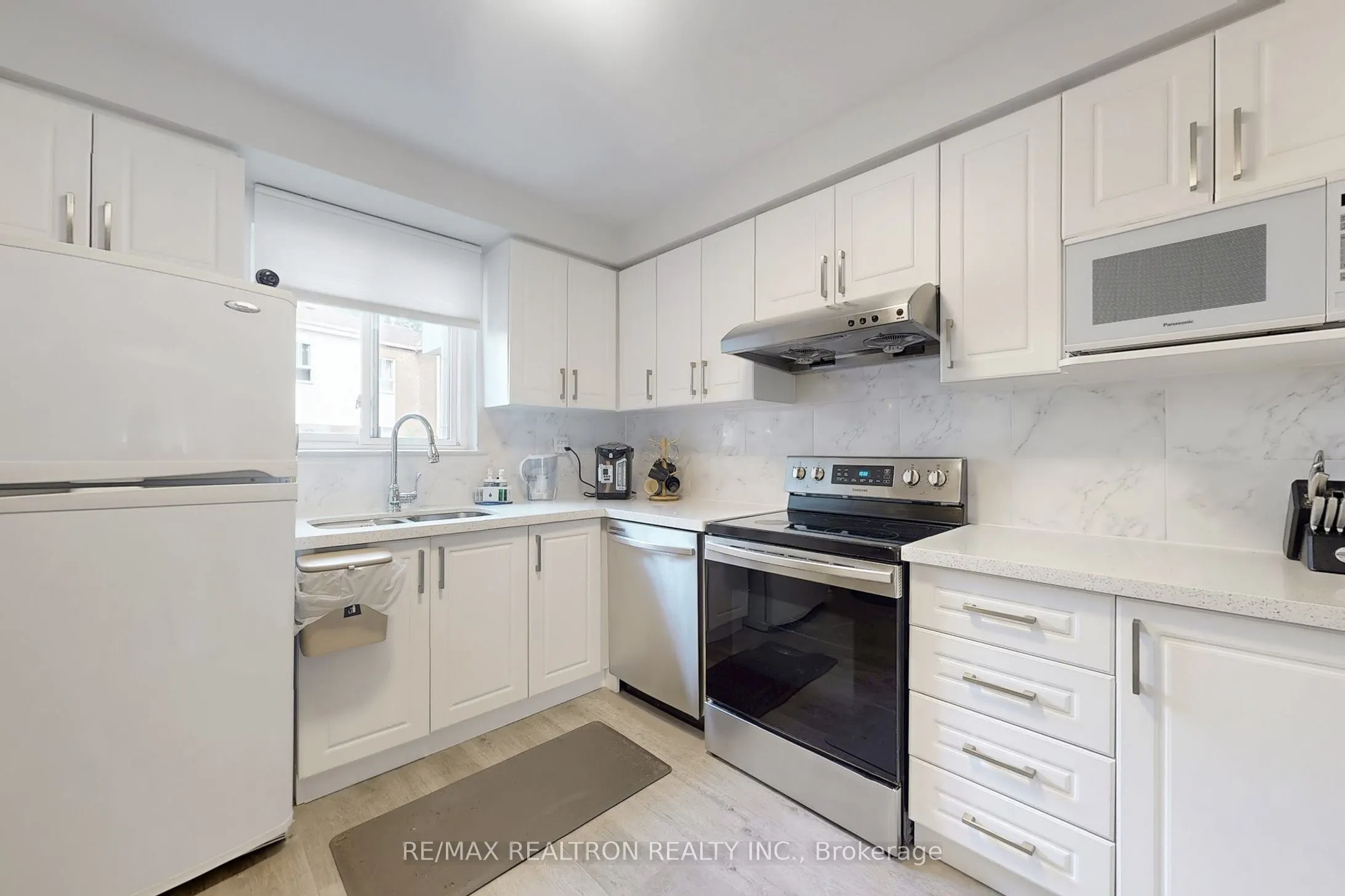 15 Esterbrooke Avenue, #131