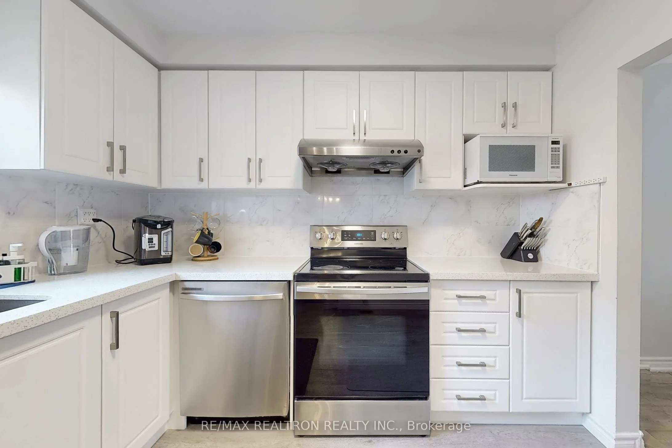 15 Esterbrooke Avenue, #131