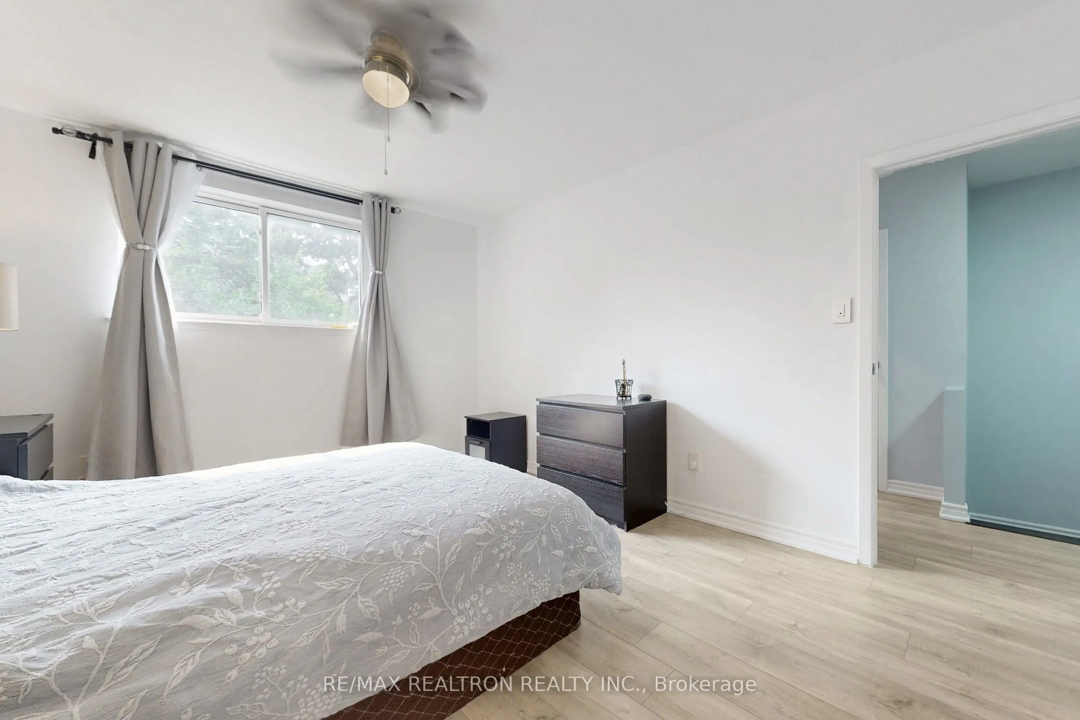 15 Esterbrooke Avenue, #131