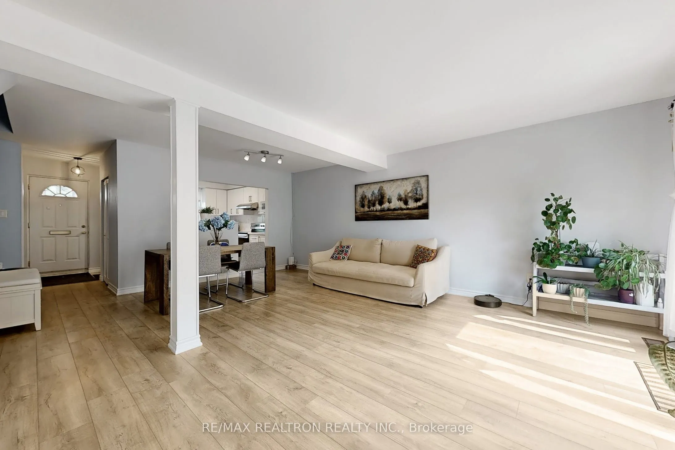 15 Esterbrooke Avenue, #131