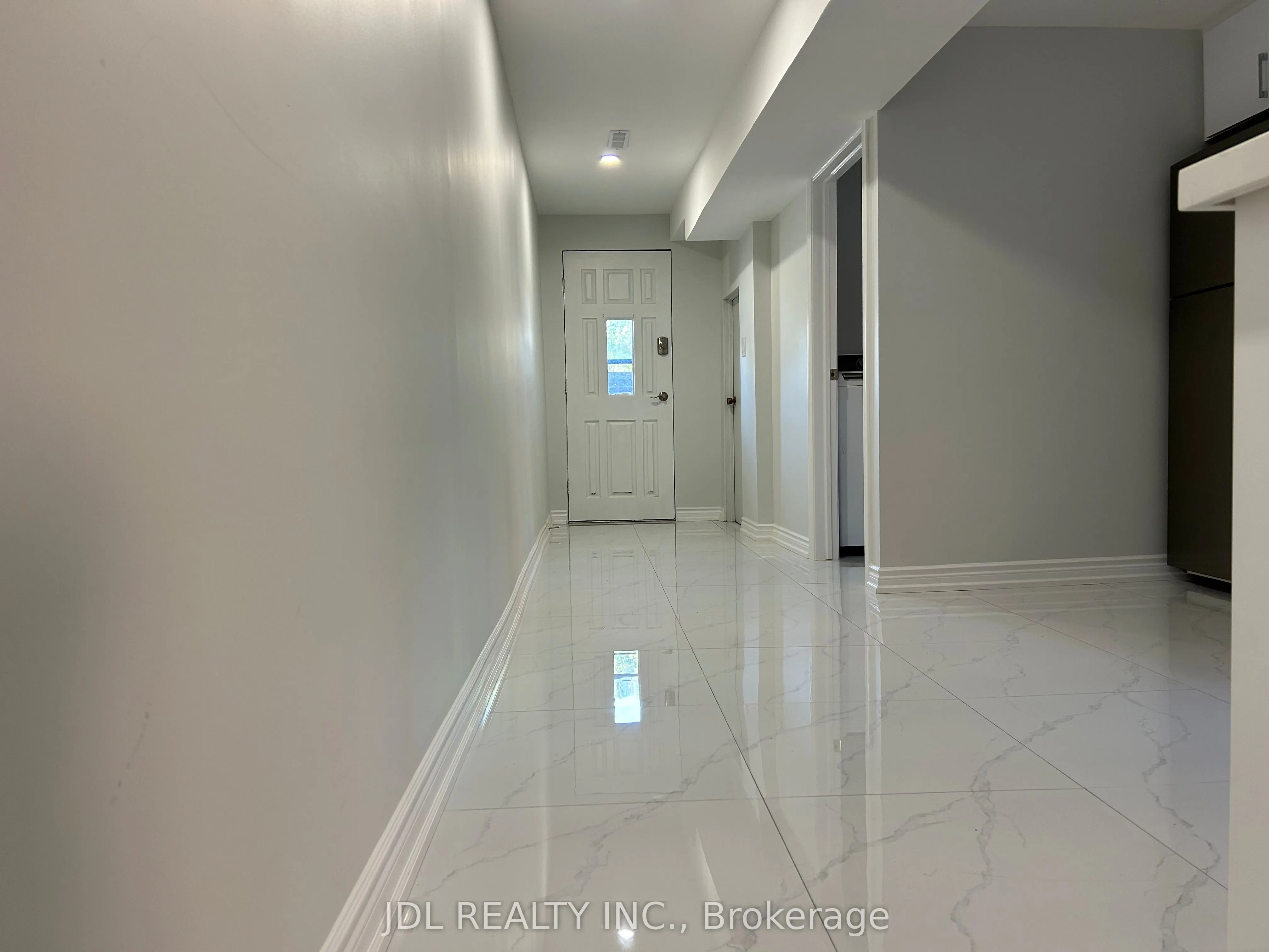 13 Pawnee Ave Avenue, #Lower
