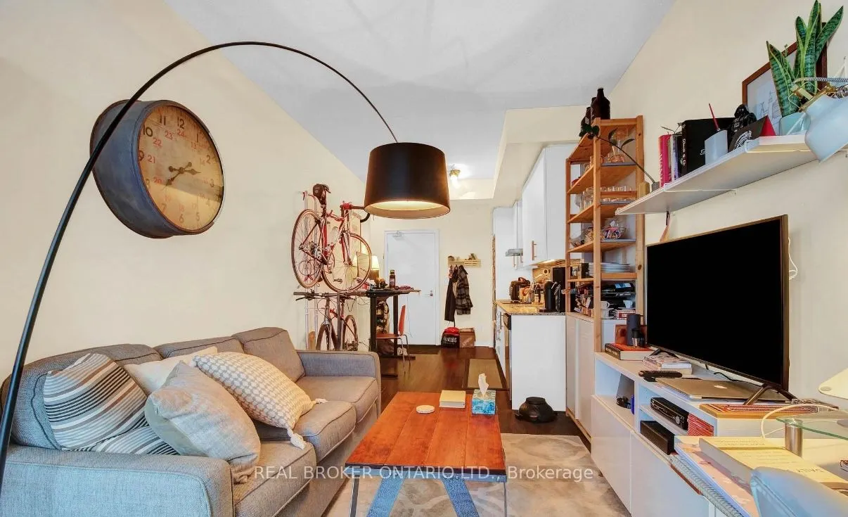 352 Front Street W, #2221