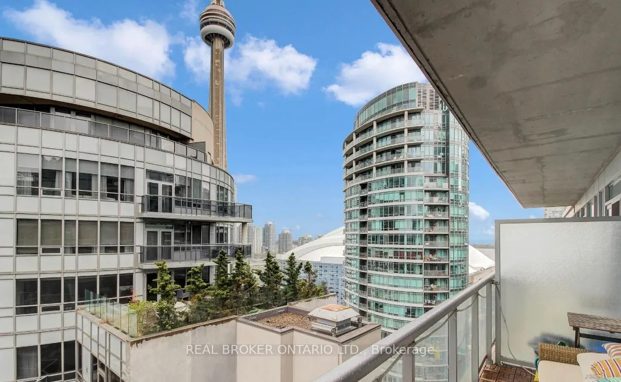 352 Front Street W, #2221