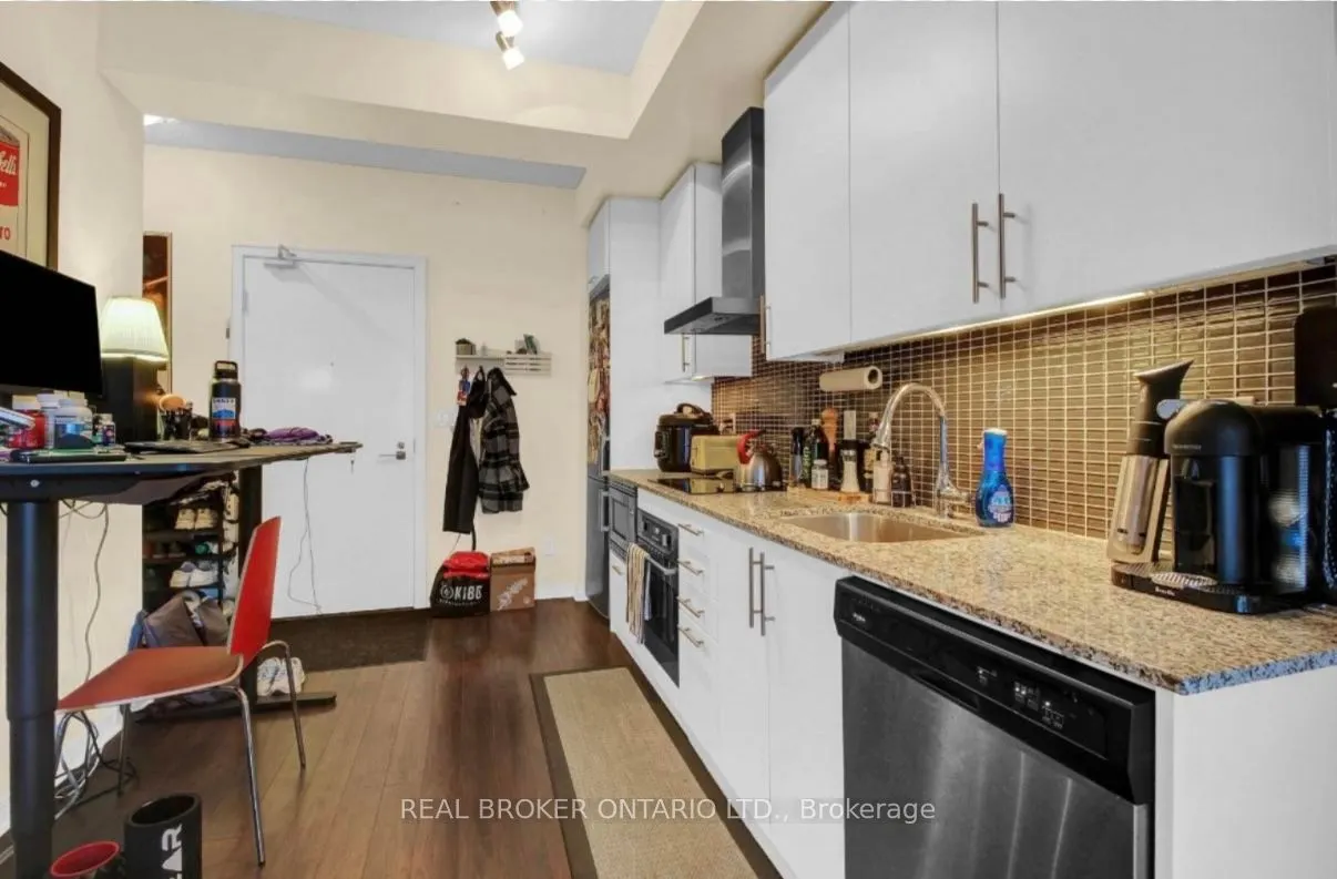 352 Front Street W, #2221