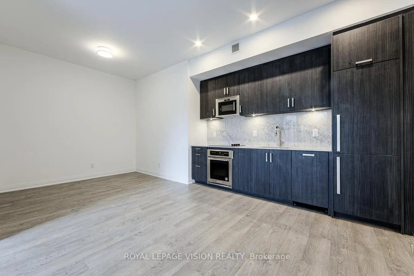 280 Howland Avenue, #332