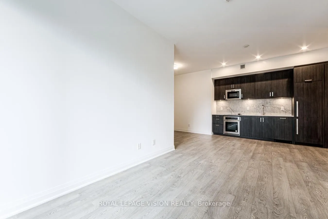 280 Howland Avenue, #332