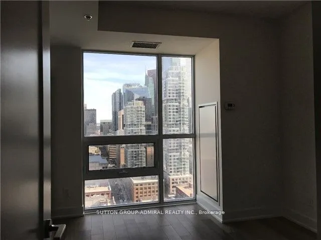 318 Richmond Street W, #2704