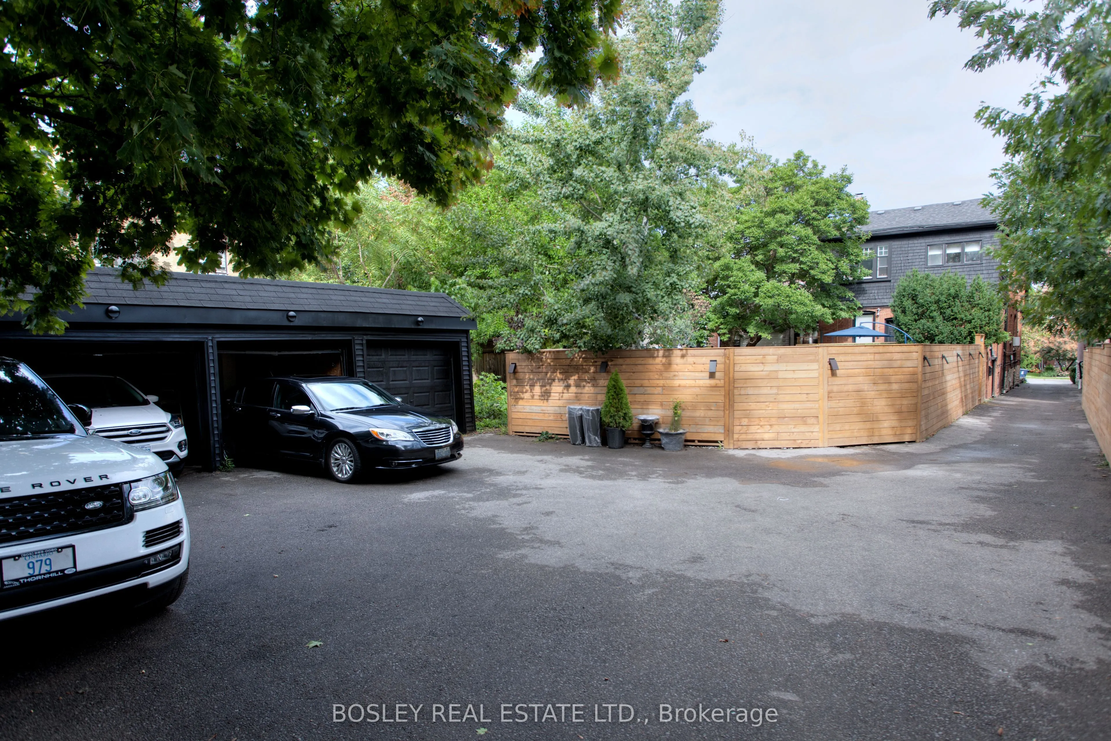 357 Roehampton Avenue